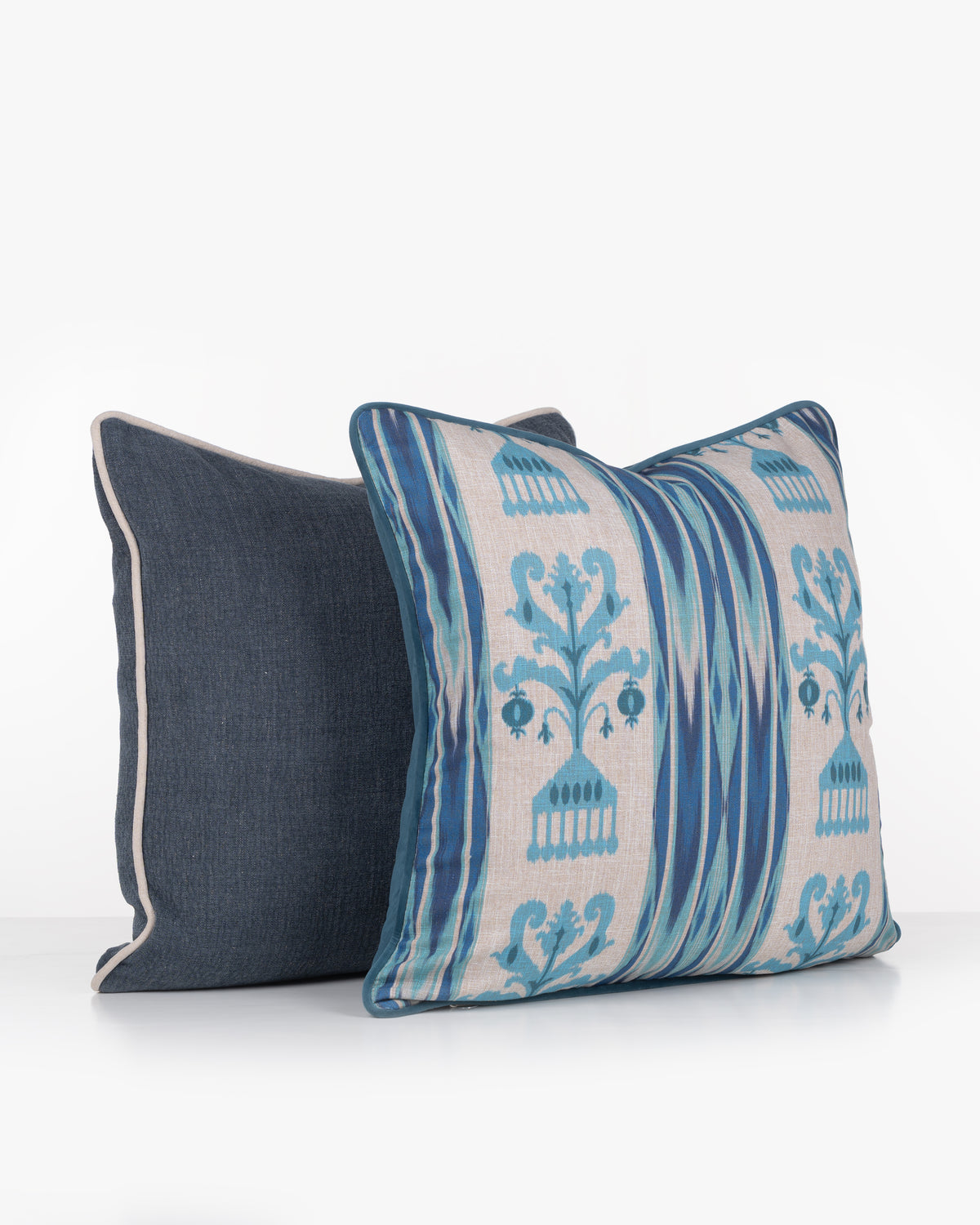 Iznik Cushion