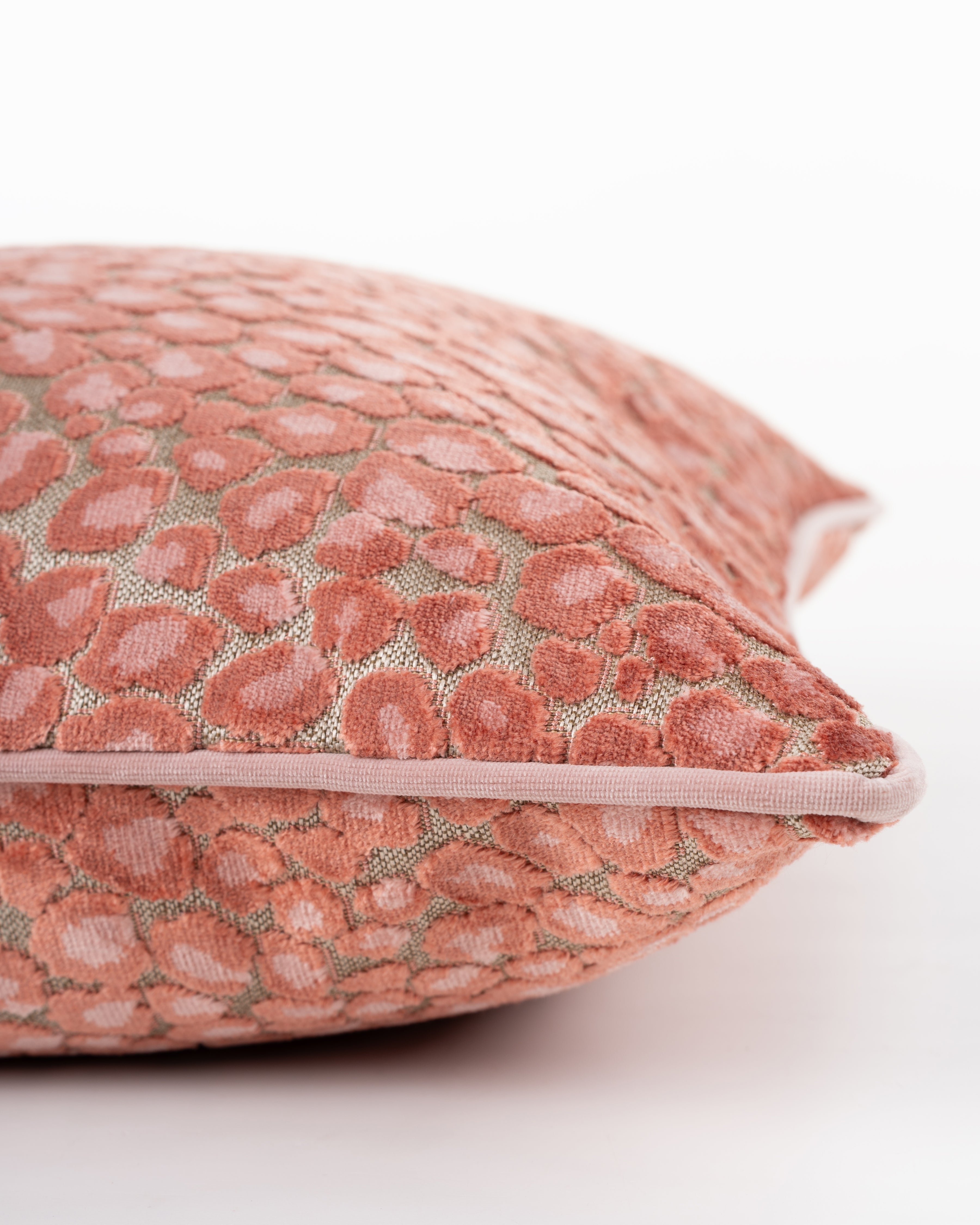 Amur Rose Quartz Cushion