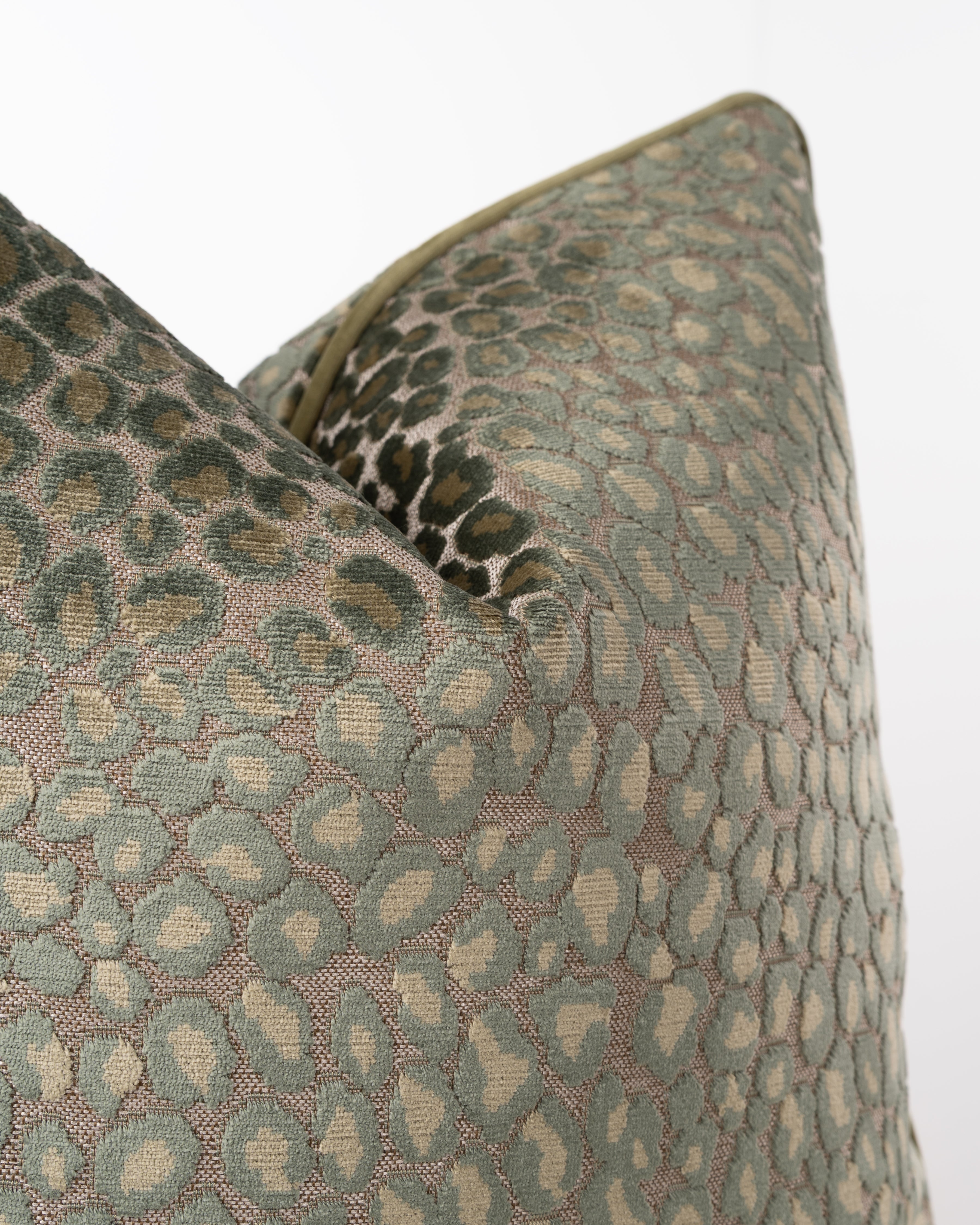 Amur Jungle Cushion