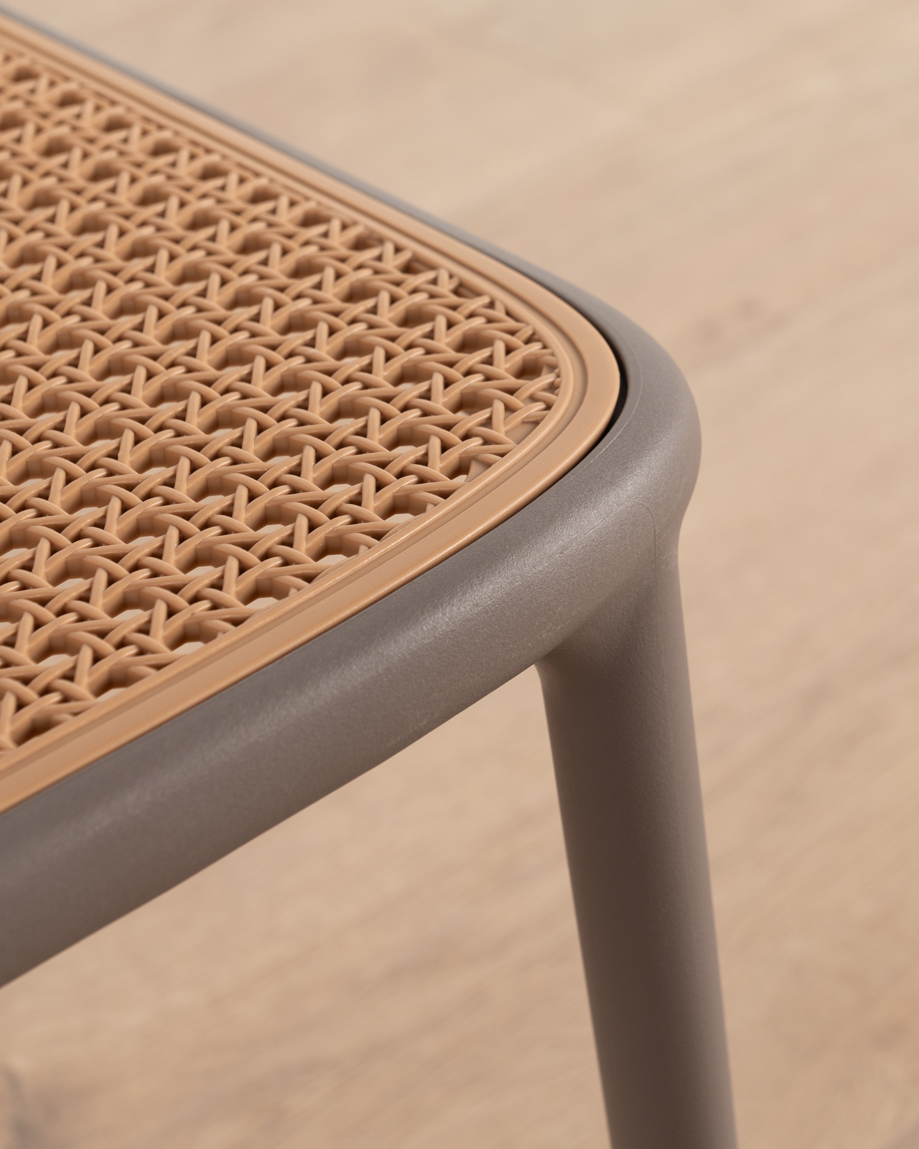 Al fresco Luca dining chair | Taupe