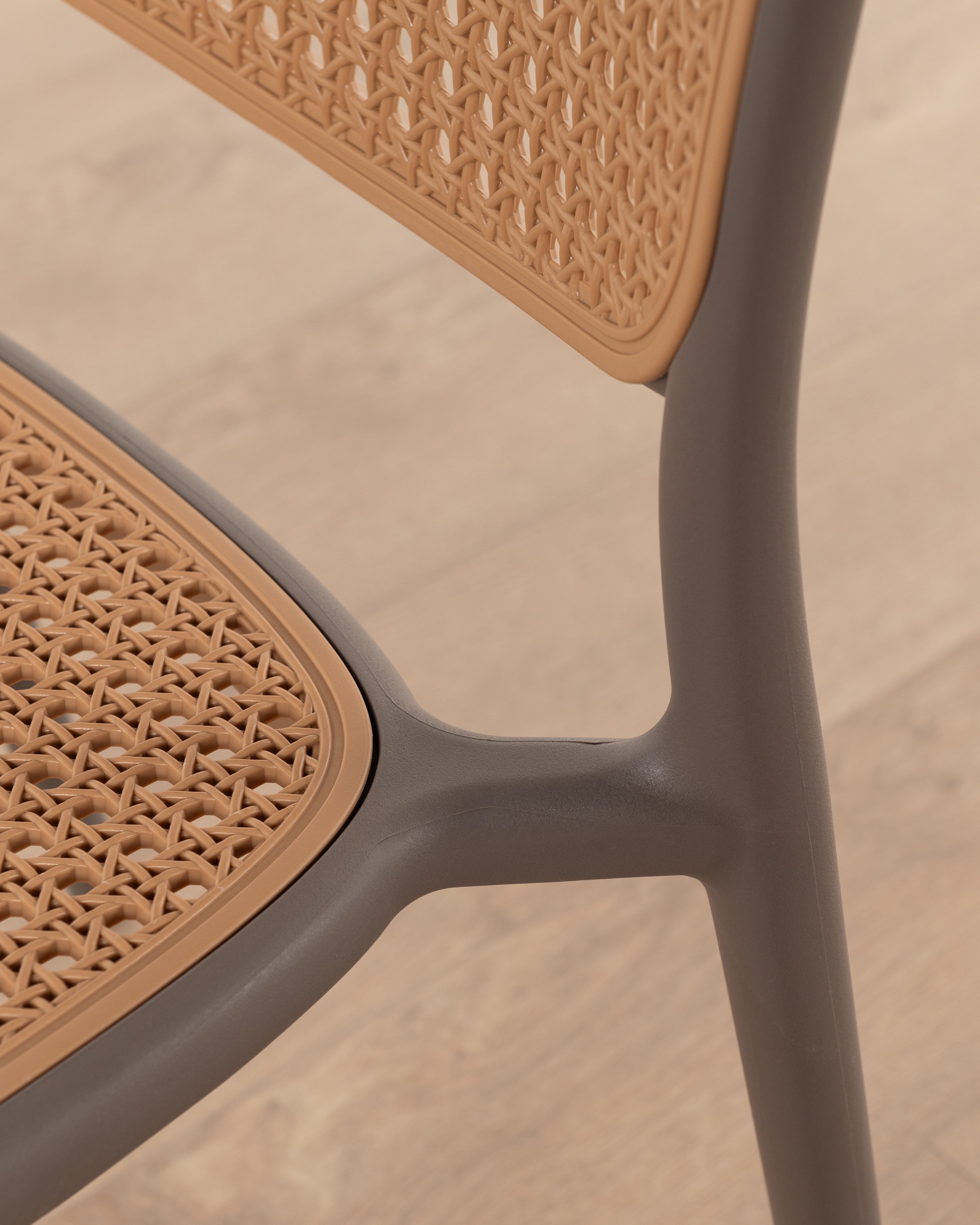 Al fresco Luca dining chair | Taupe