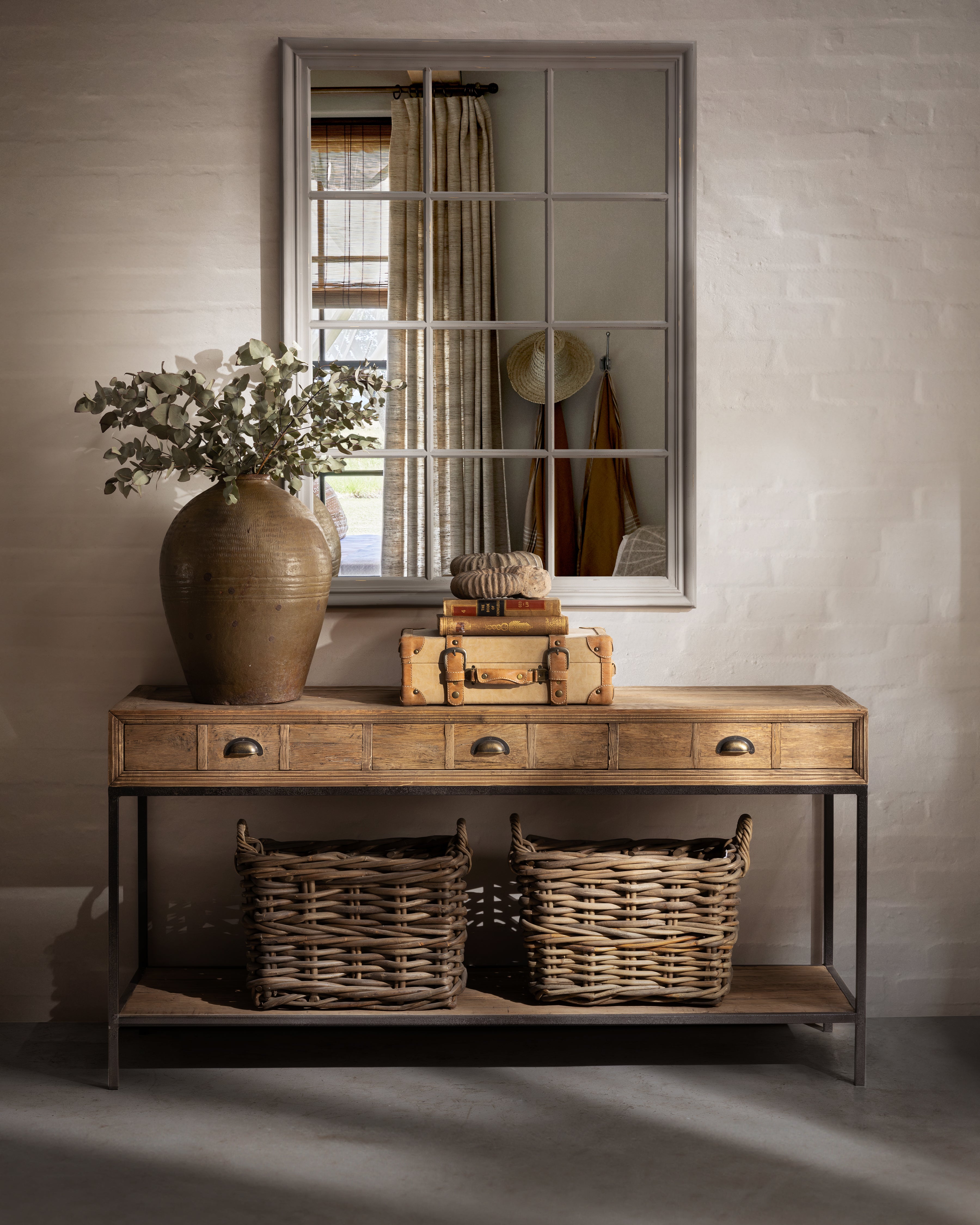 Theo console table