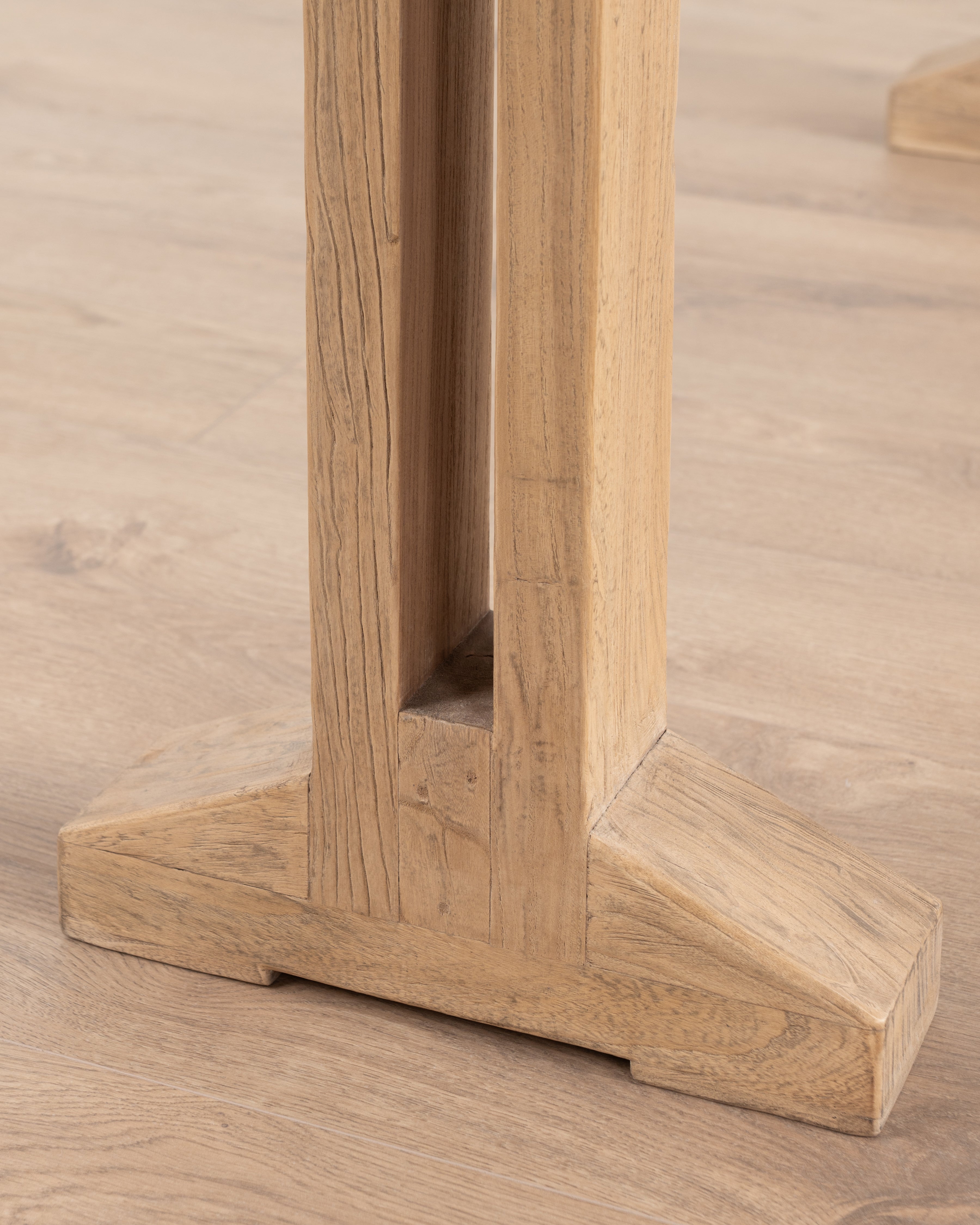 Elmstead Tuscana Console