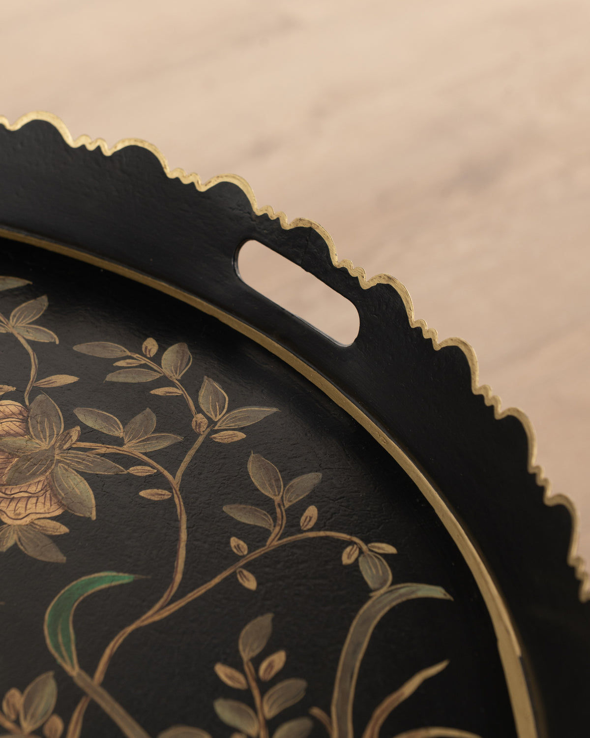Jardin Noir Round Coffee Table