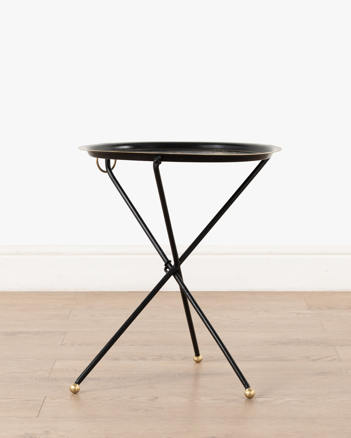 Jardin Noir Tray top Side Table