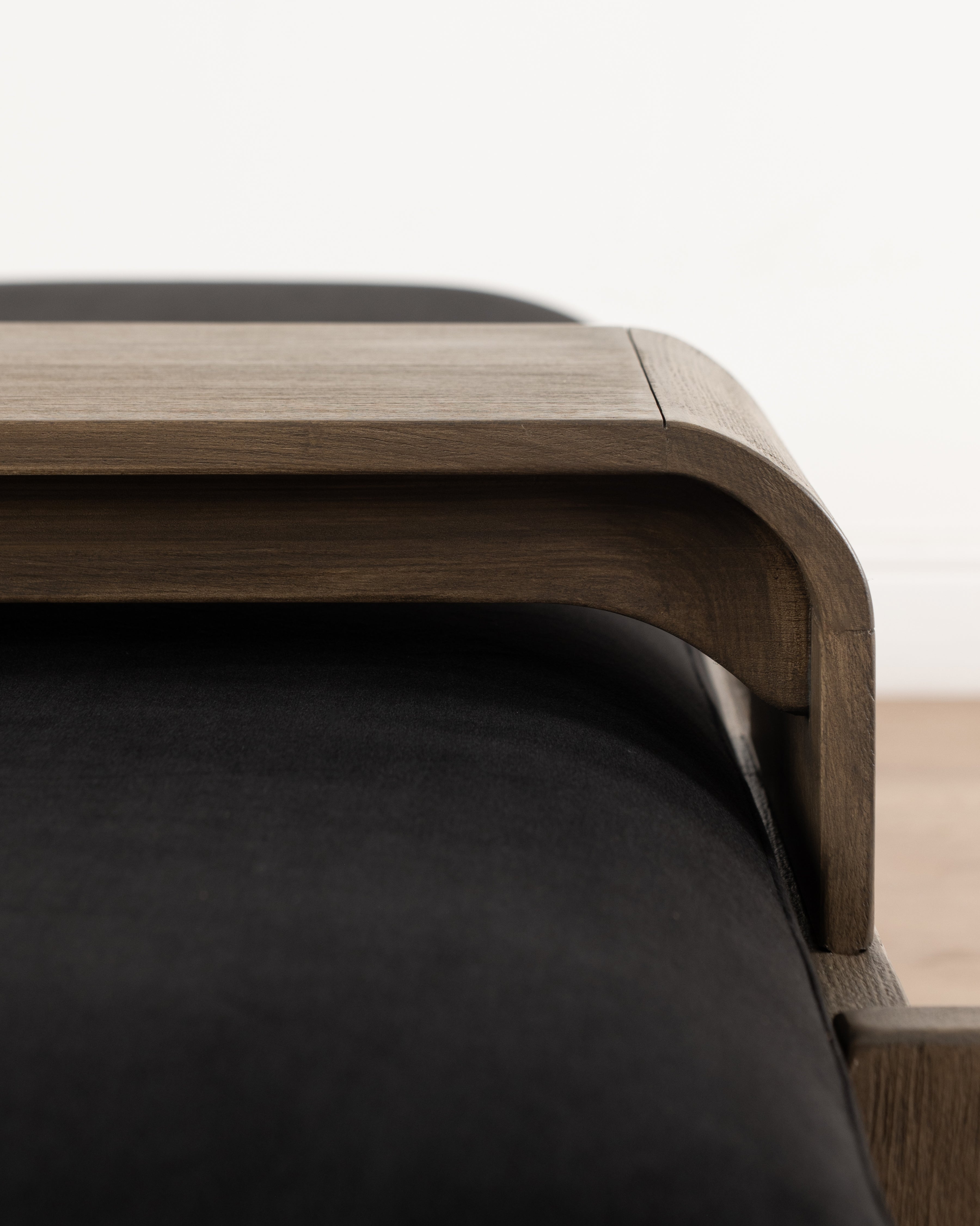 Arabel Daybed | Black velvet