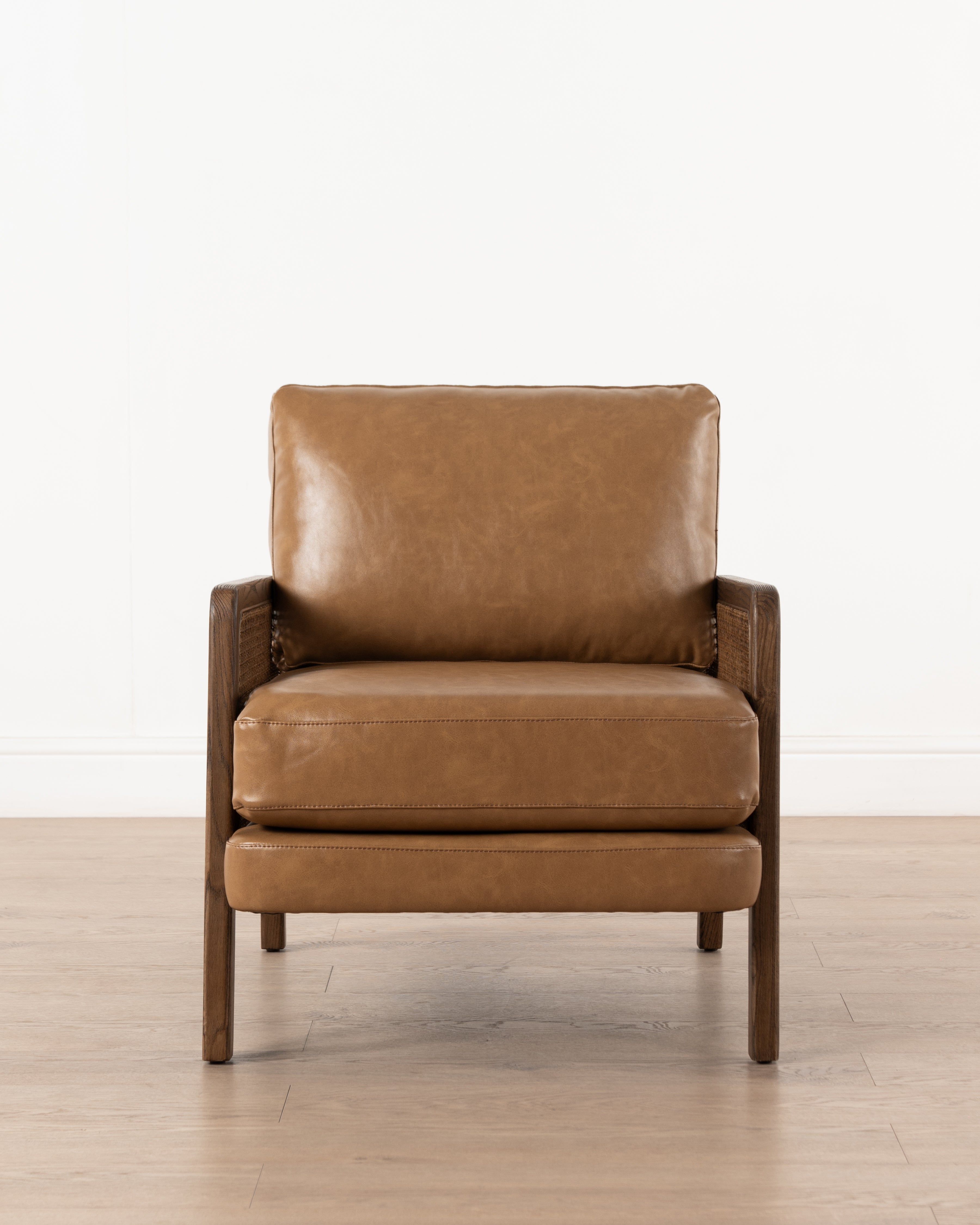 Izara armchair | Leather
