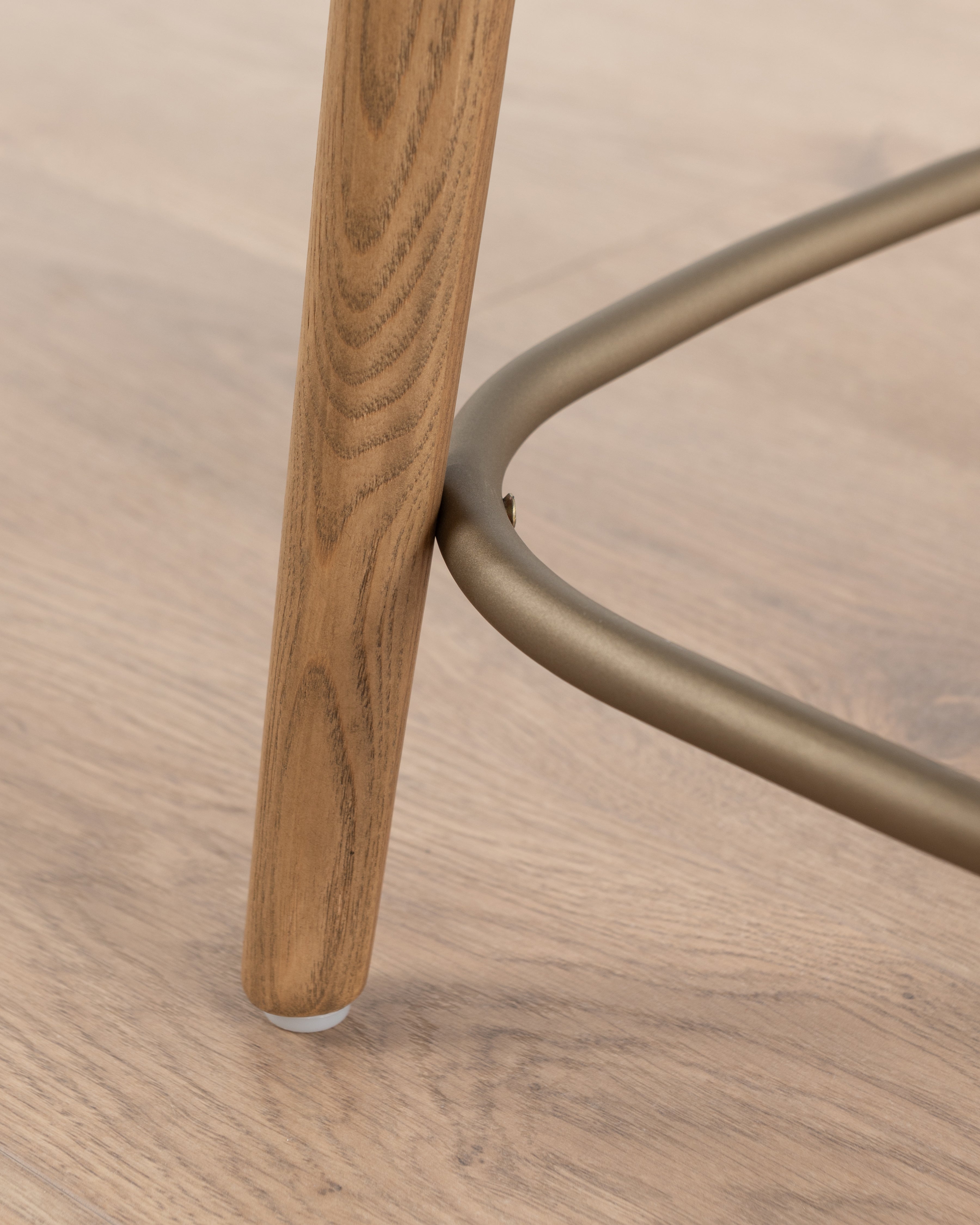 Linear Counter Chair