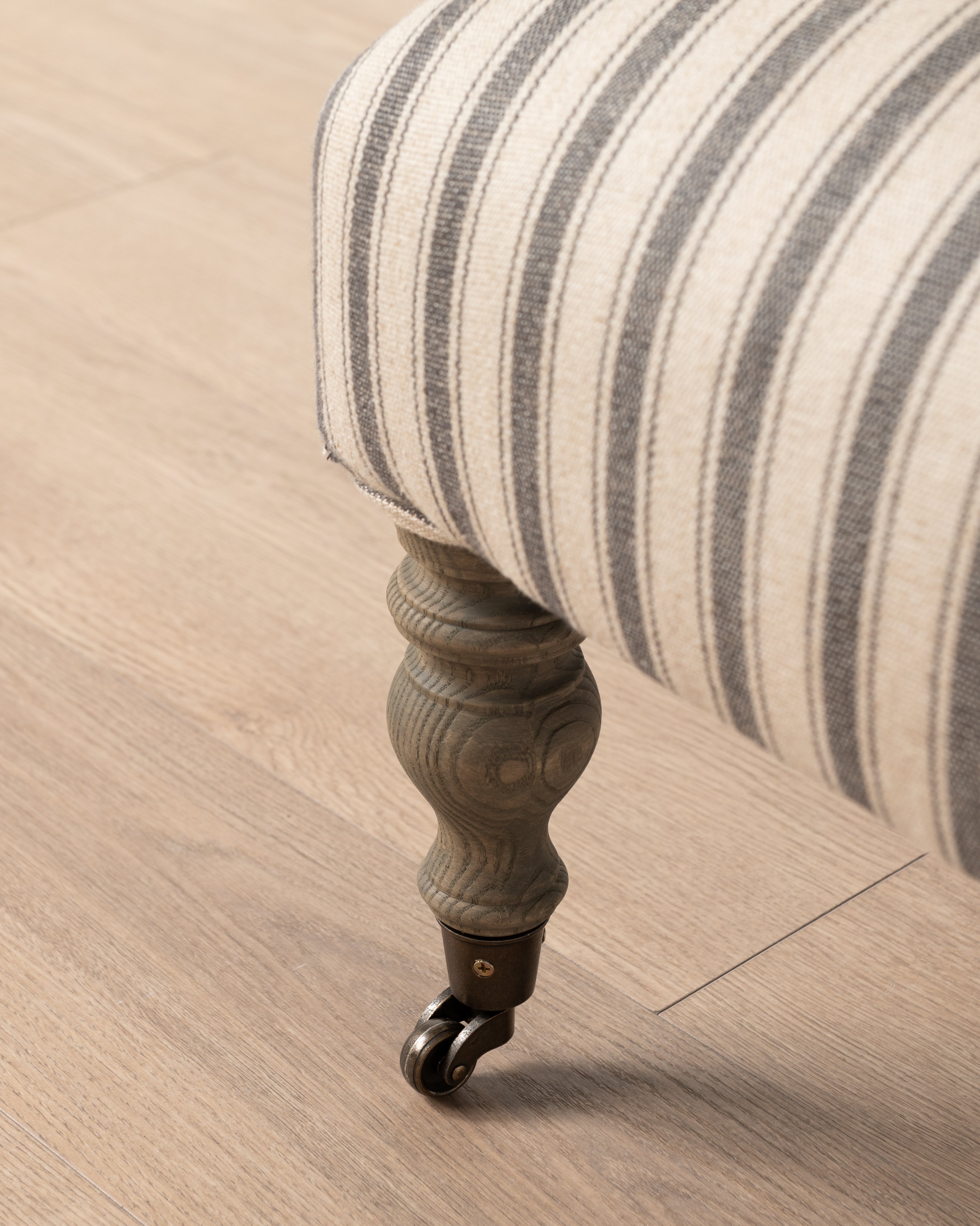 Henly Accent Chair