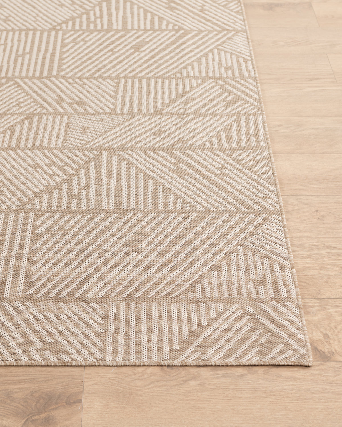 Etch Rug | Sand | 4.2 x 3.2
