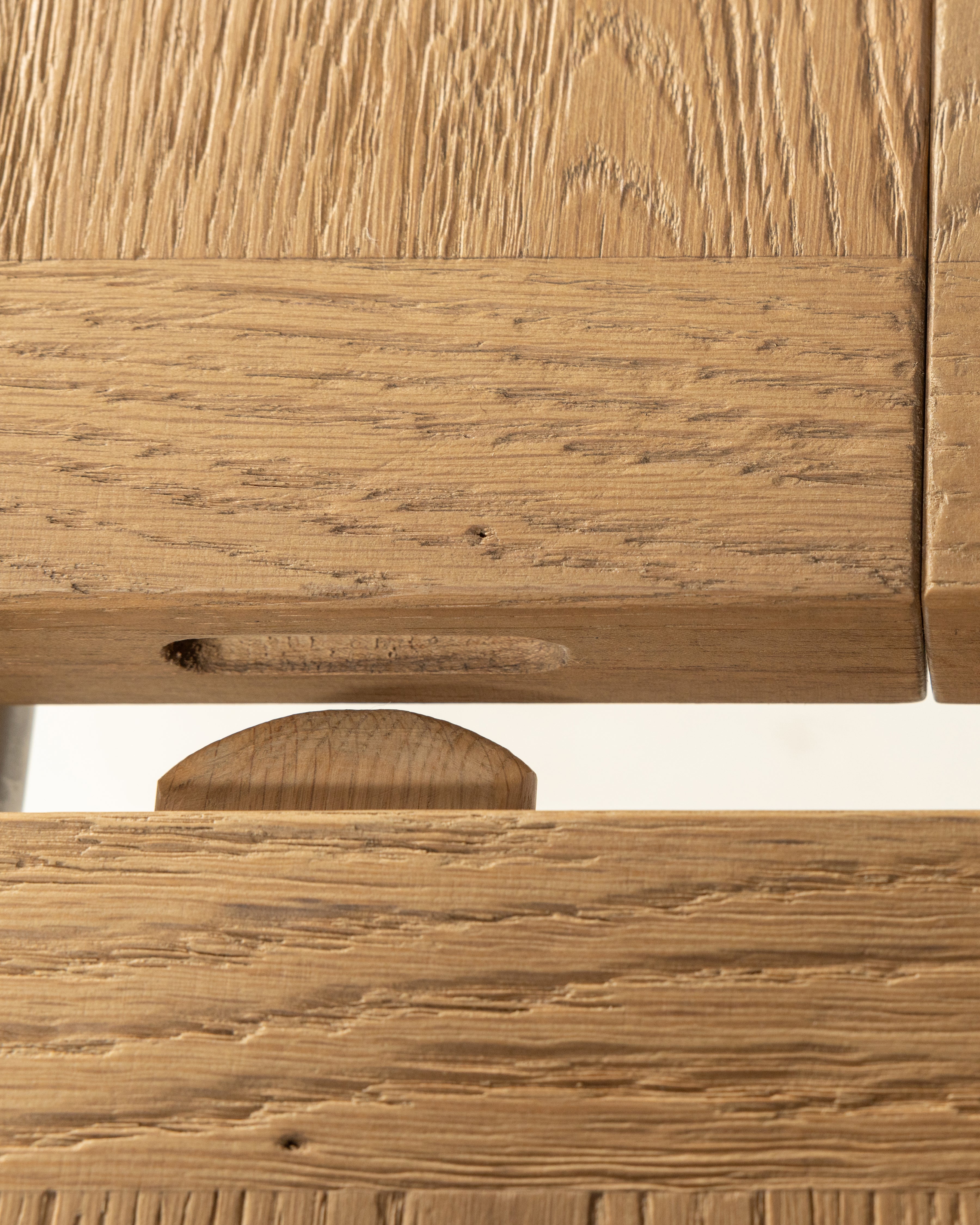 Limited Edition Ashford Premium Extension Dining Table