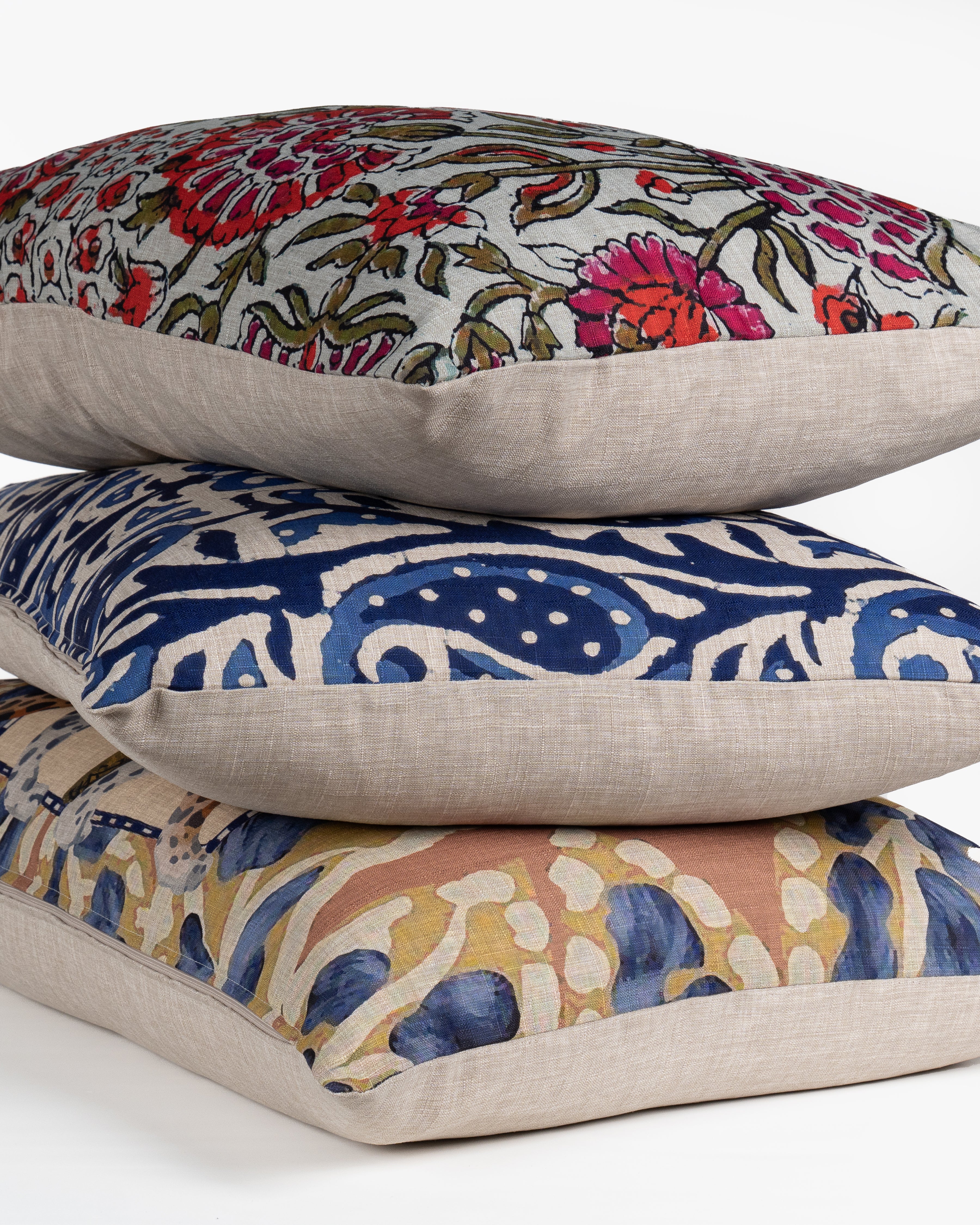 Kiki Leo Rectangular Cushion