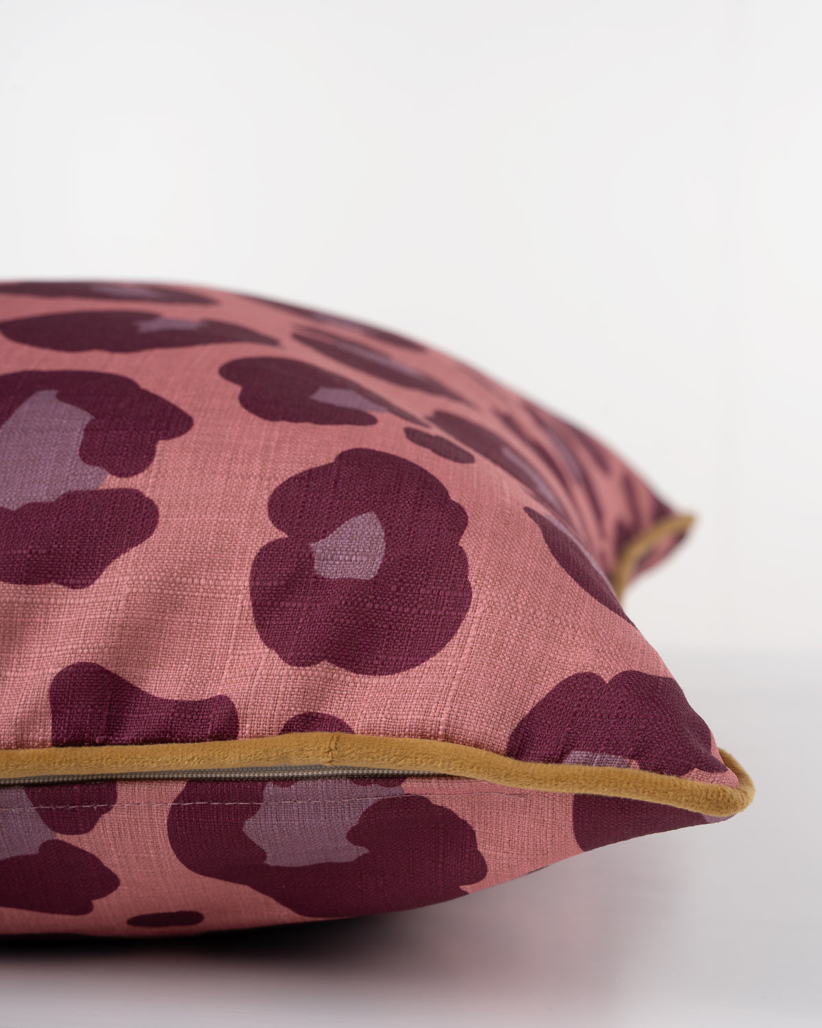 Bohème Lady Hide Cushion