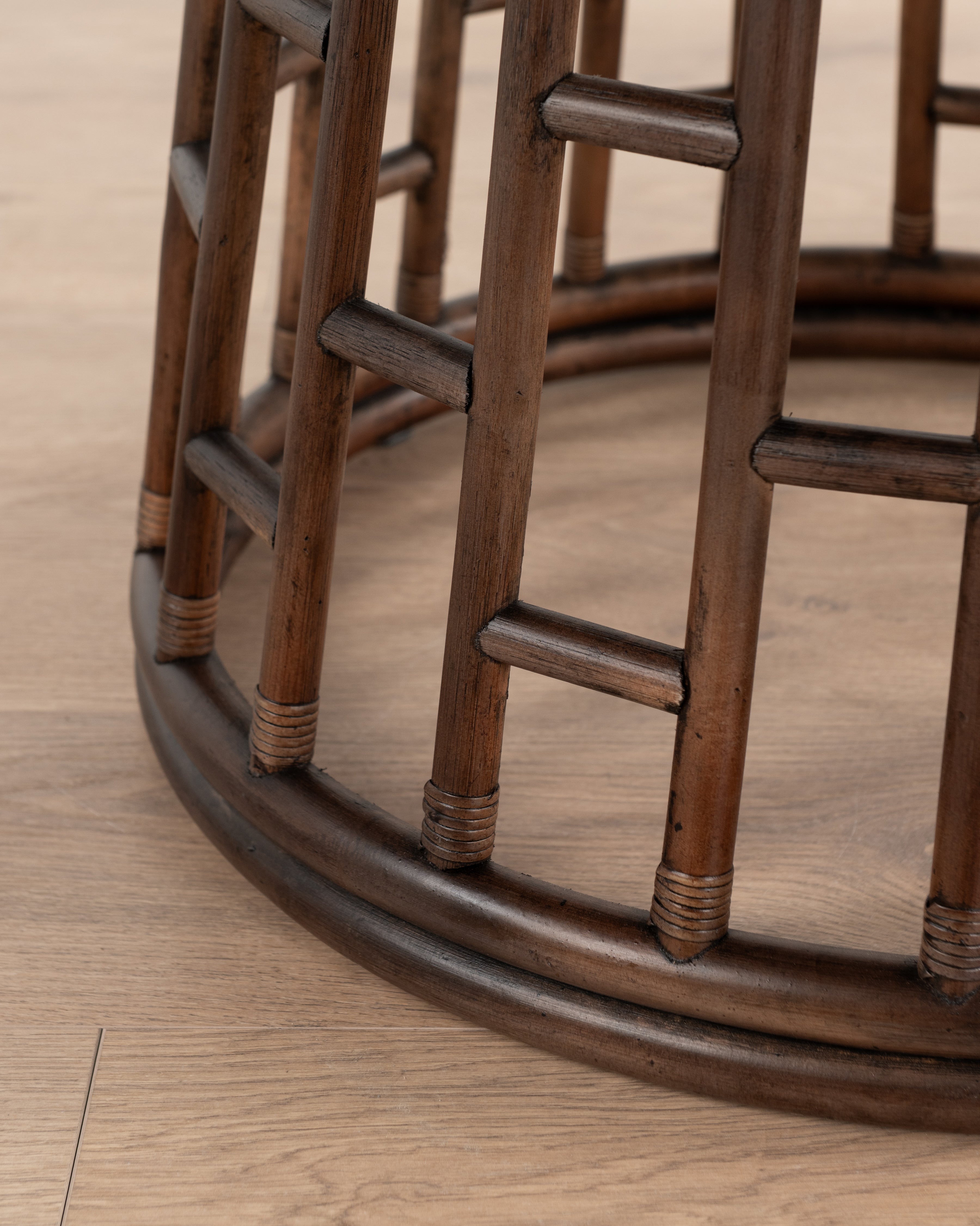 Nuwara Round Table