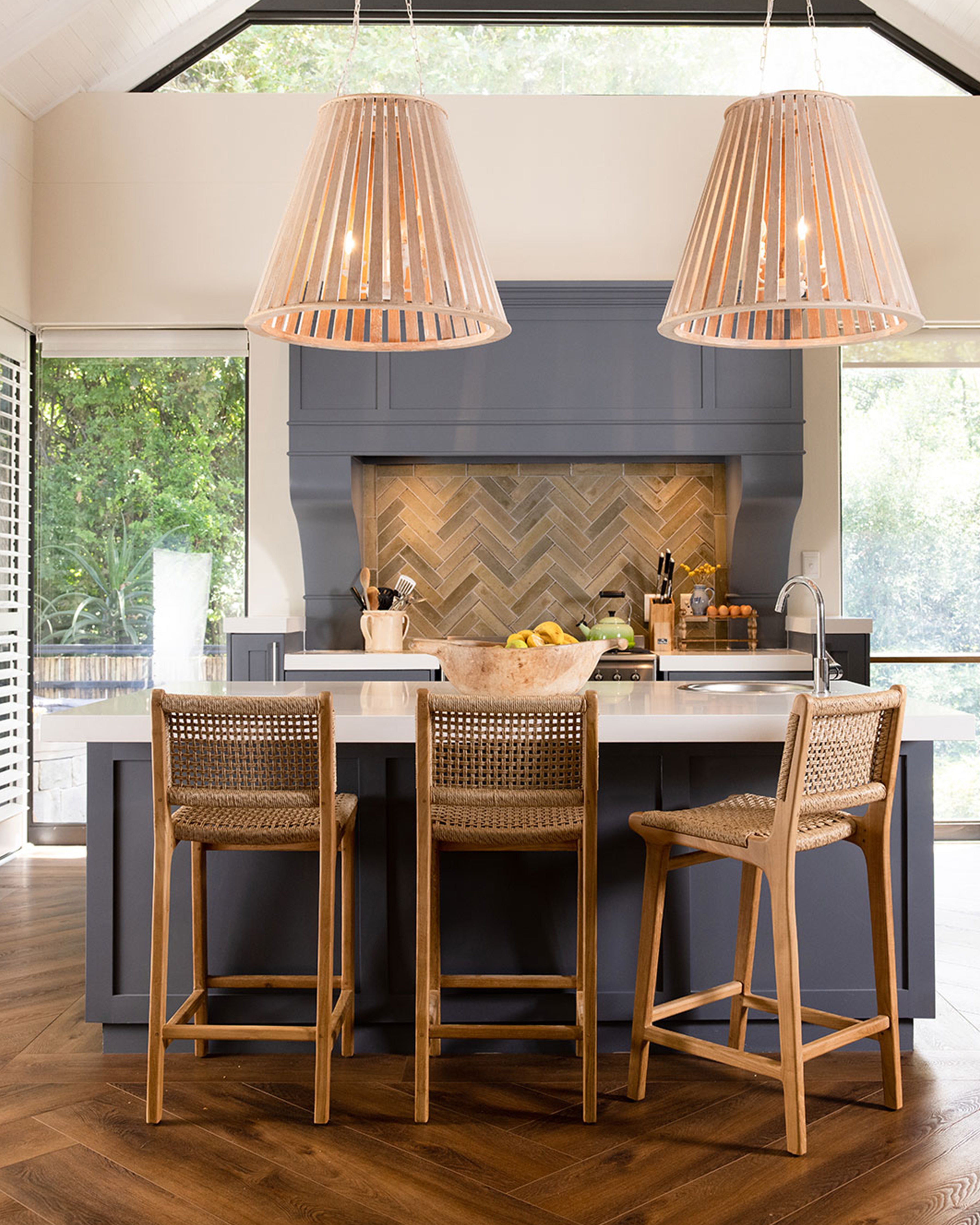 Resort Pemba Counter Chair