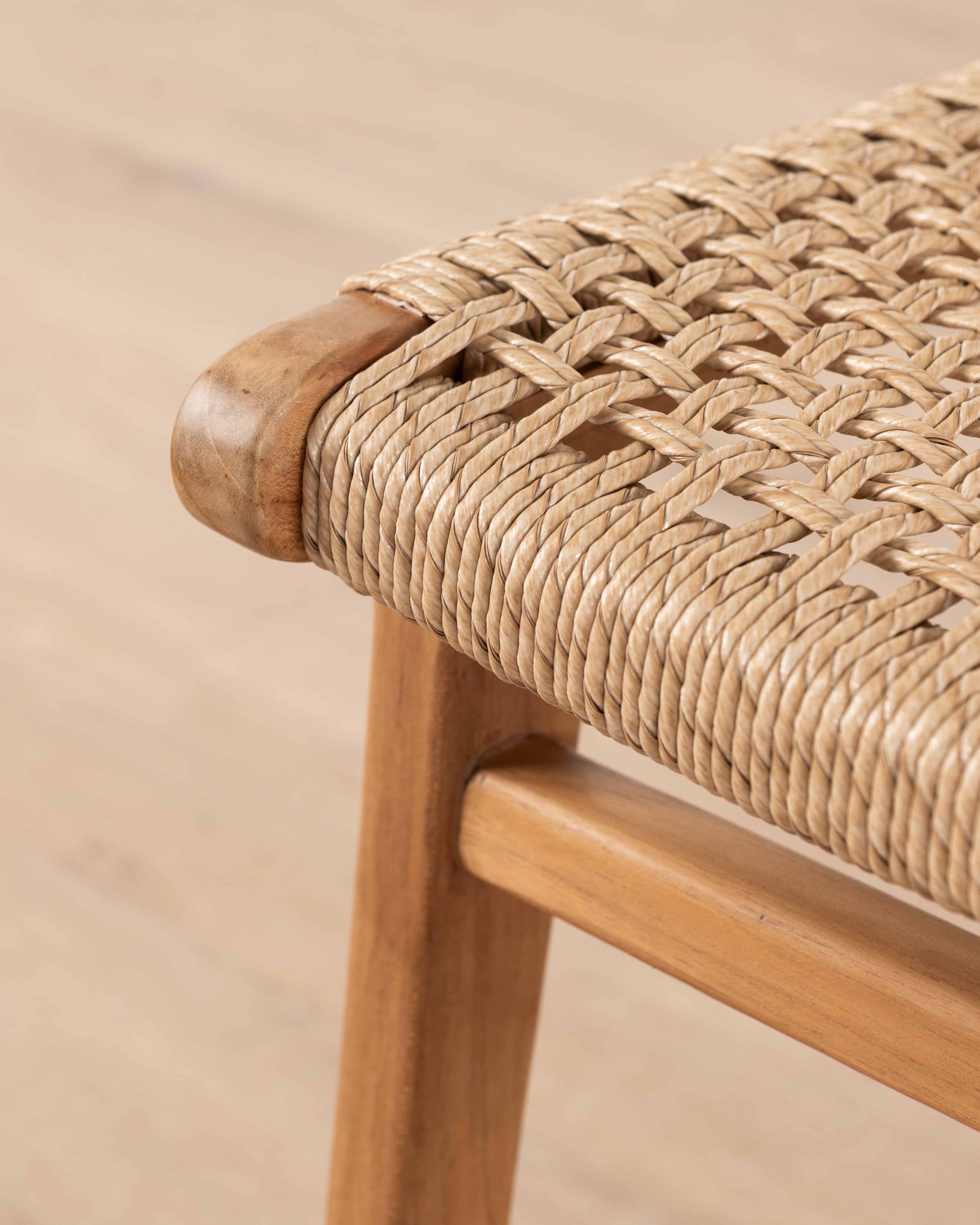 Resort Pemba Counter Chair