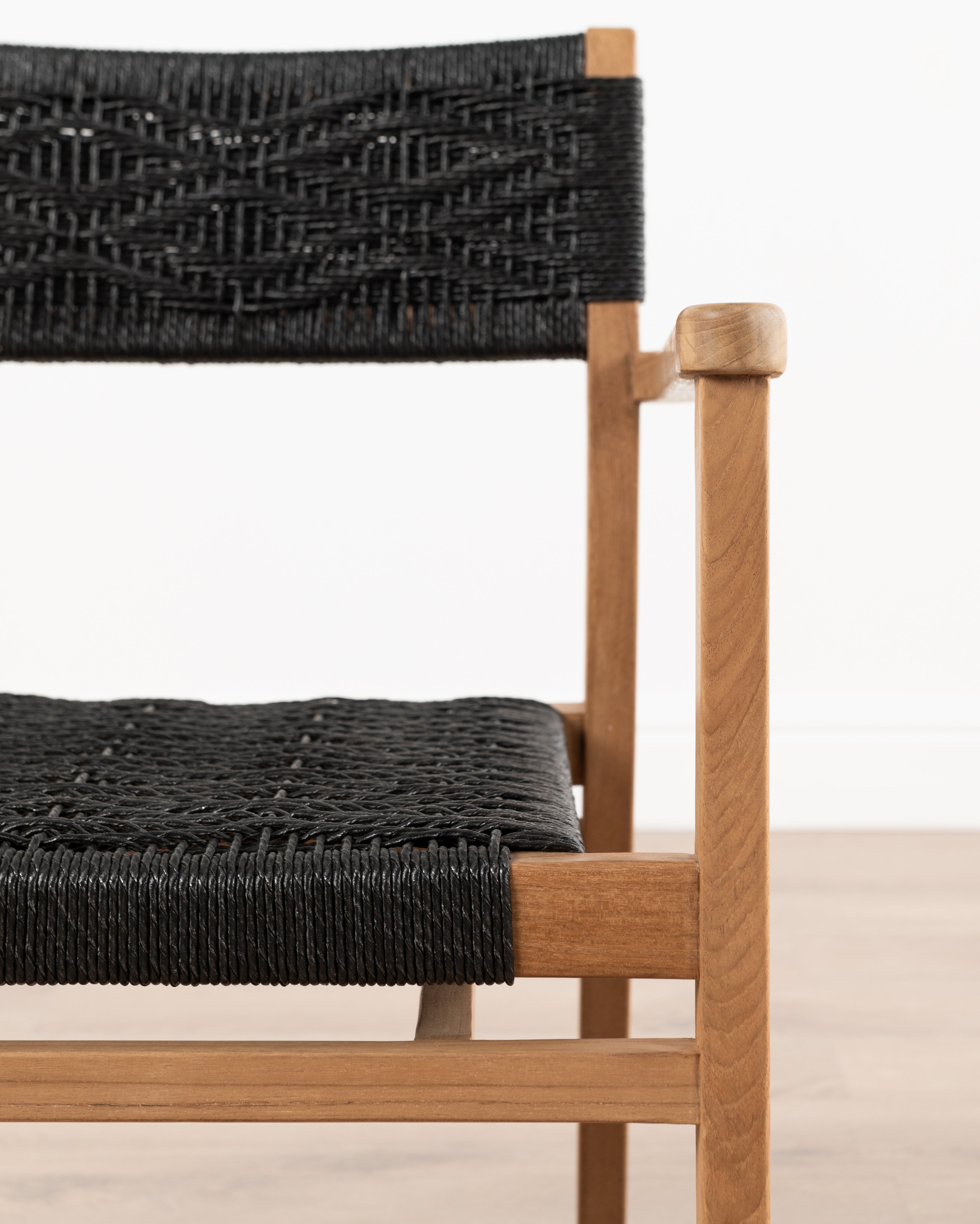 Resort Changu Dining Armchair | Black