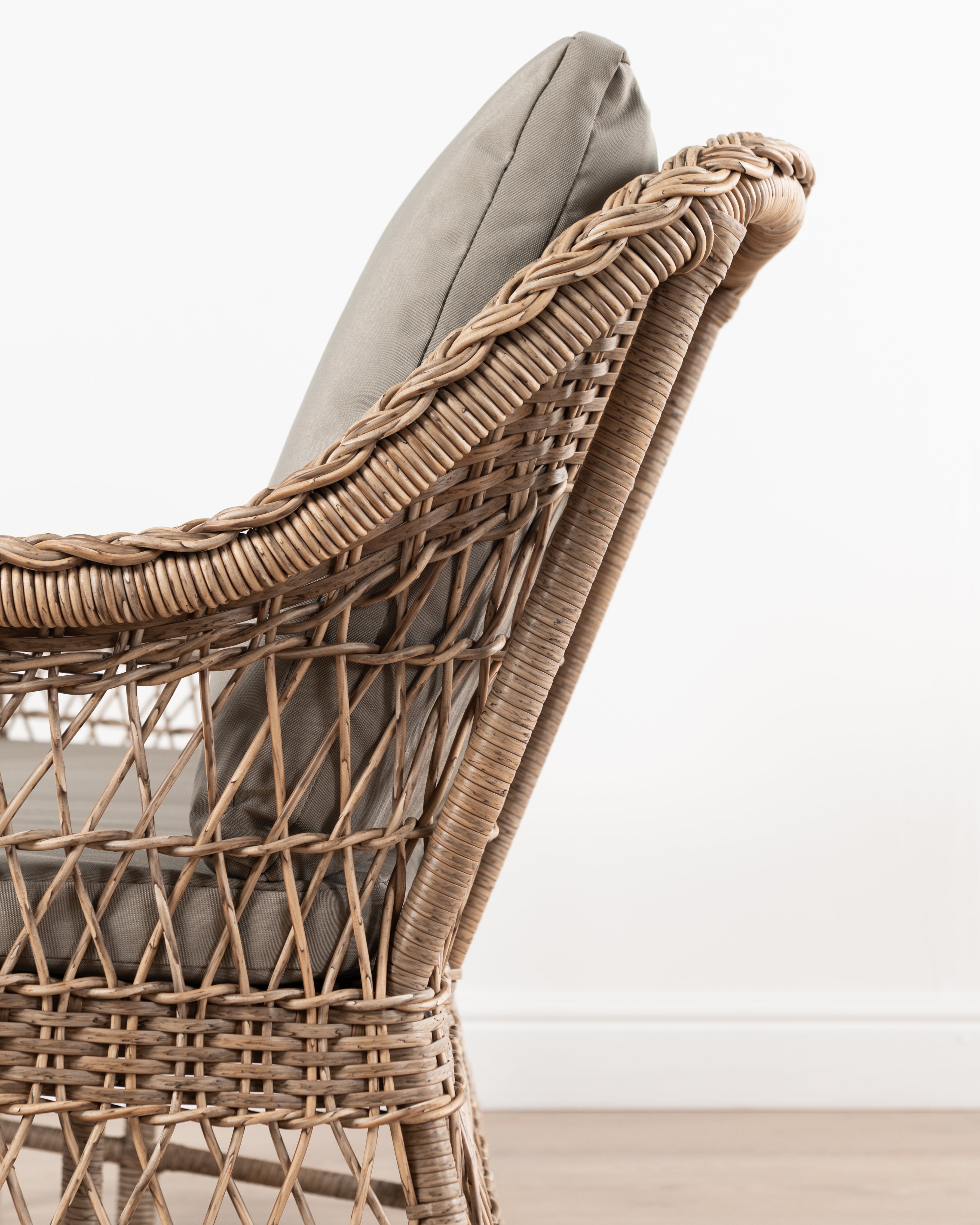 Courtyard 3 seater sofa