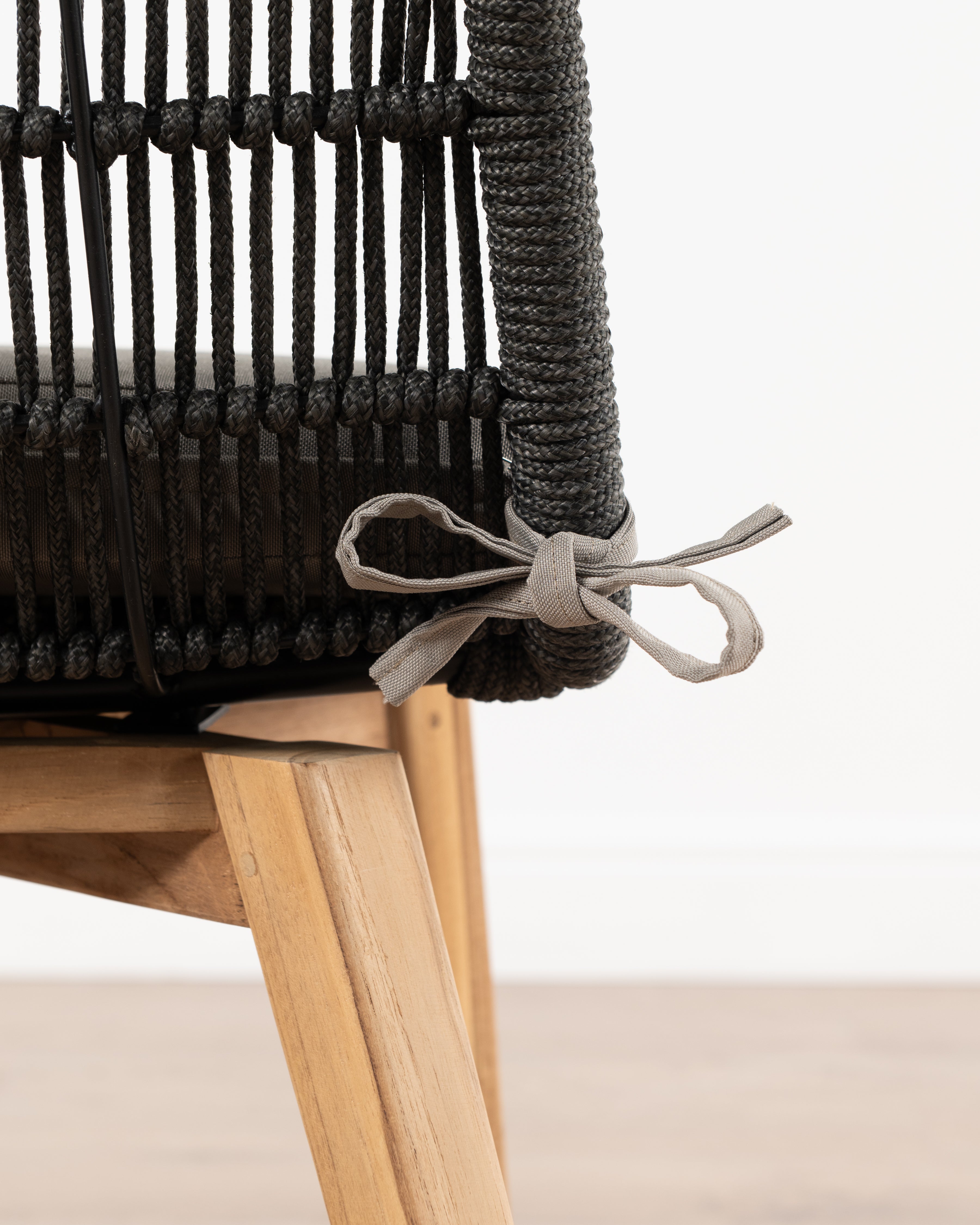 Resort Sandes Dining Chair | Black