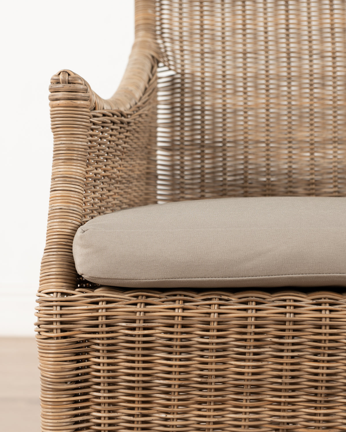 Courtyard Carver Chair