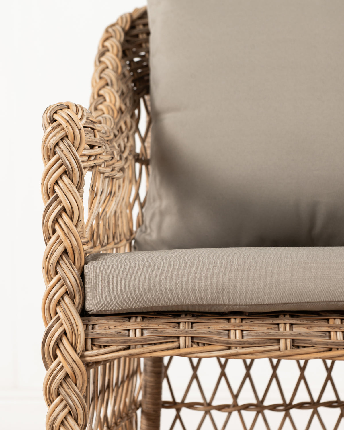 Courtyard Bar Chair