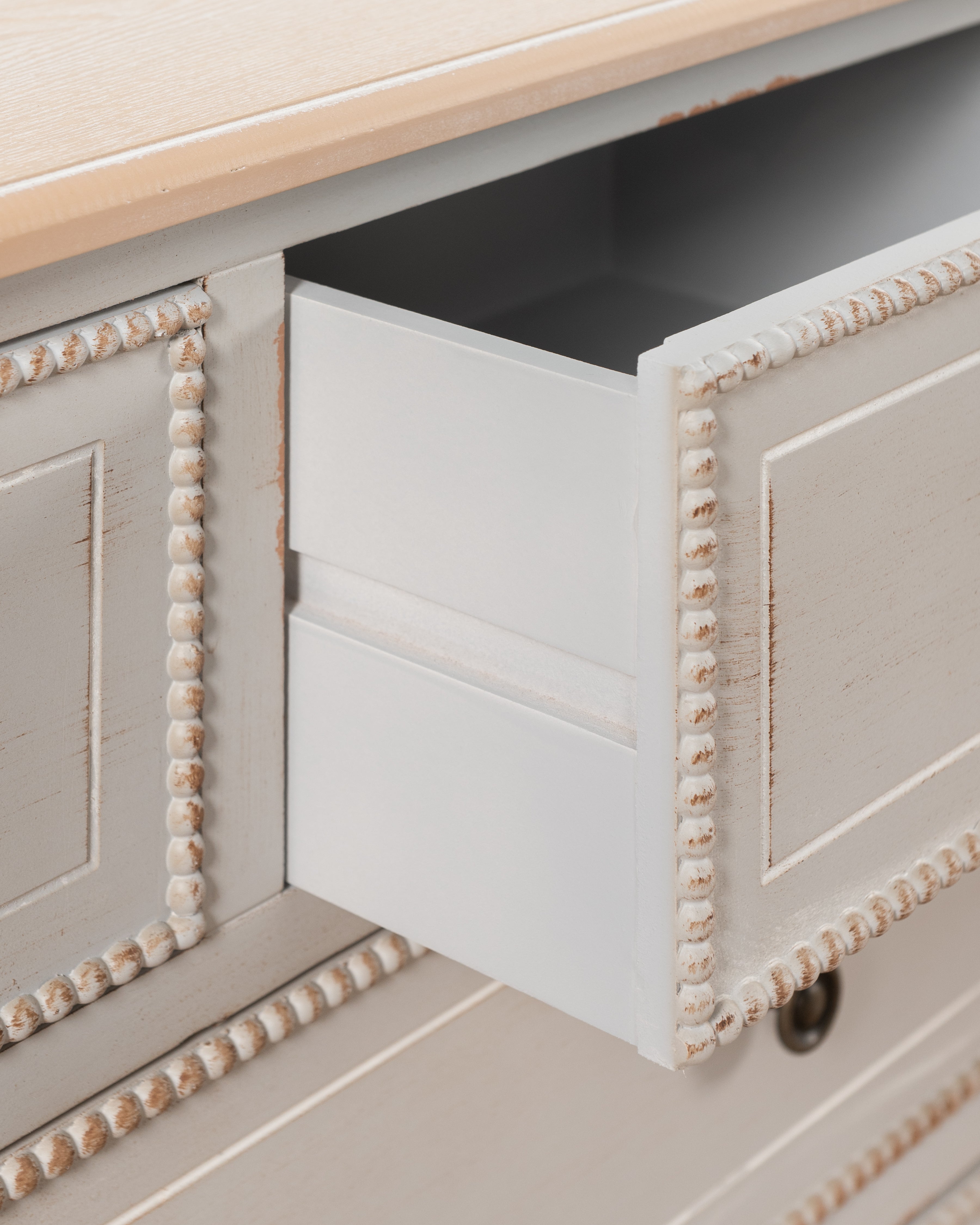 Atelier Henri Chest | 4 Drawer