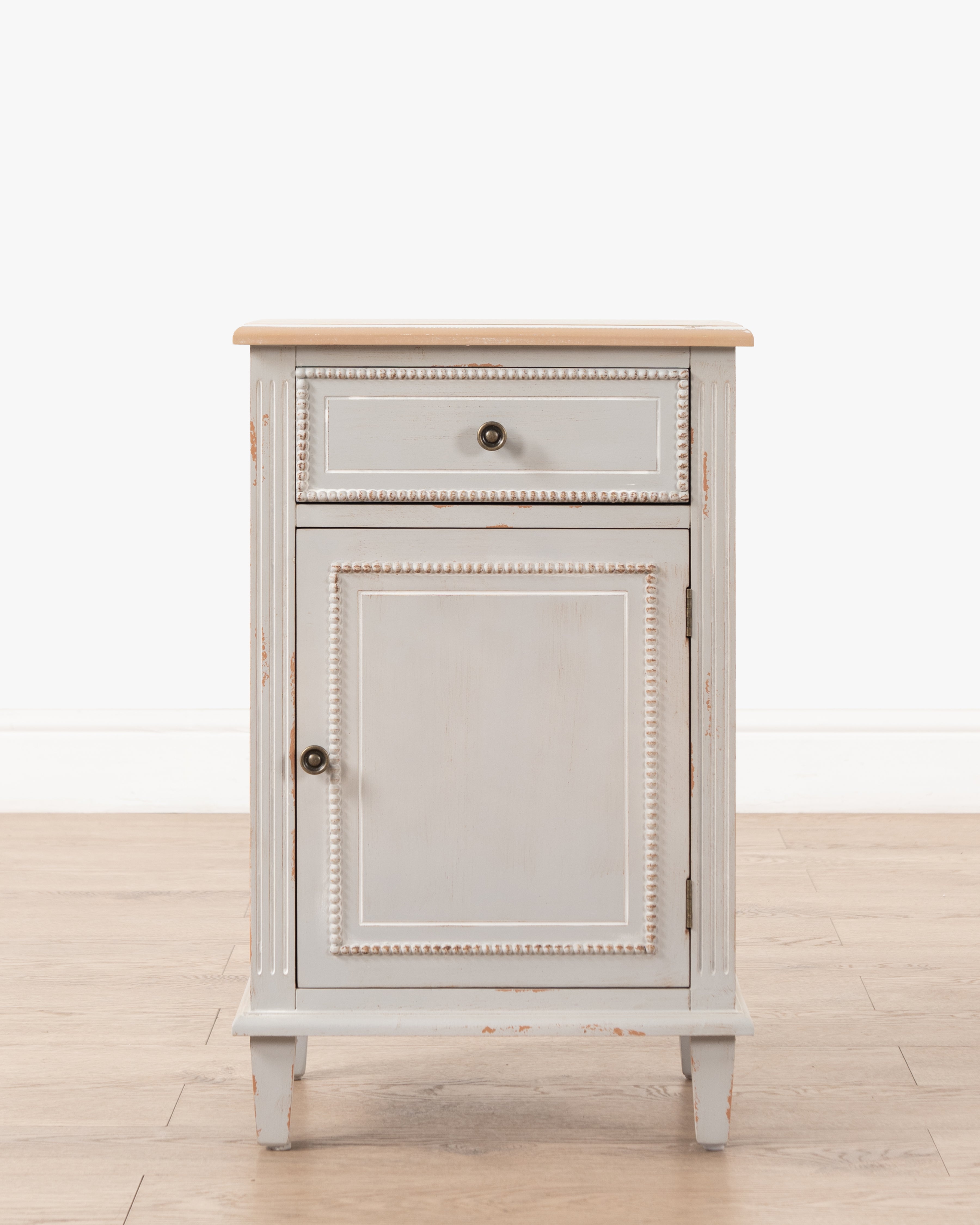 Henri bedside table
