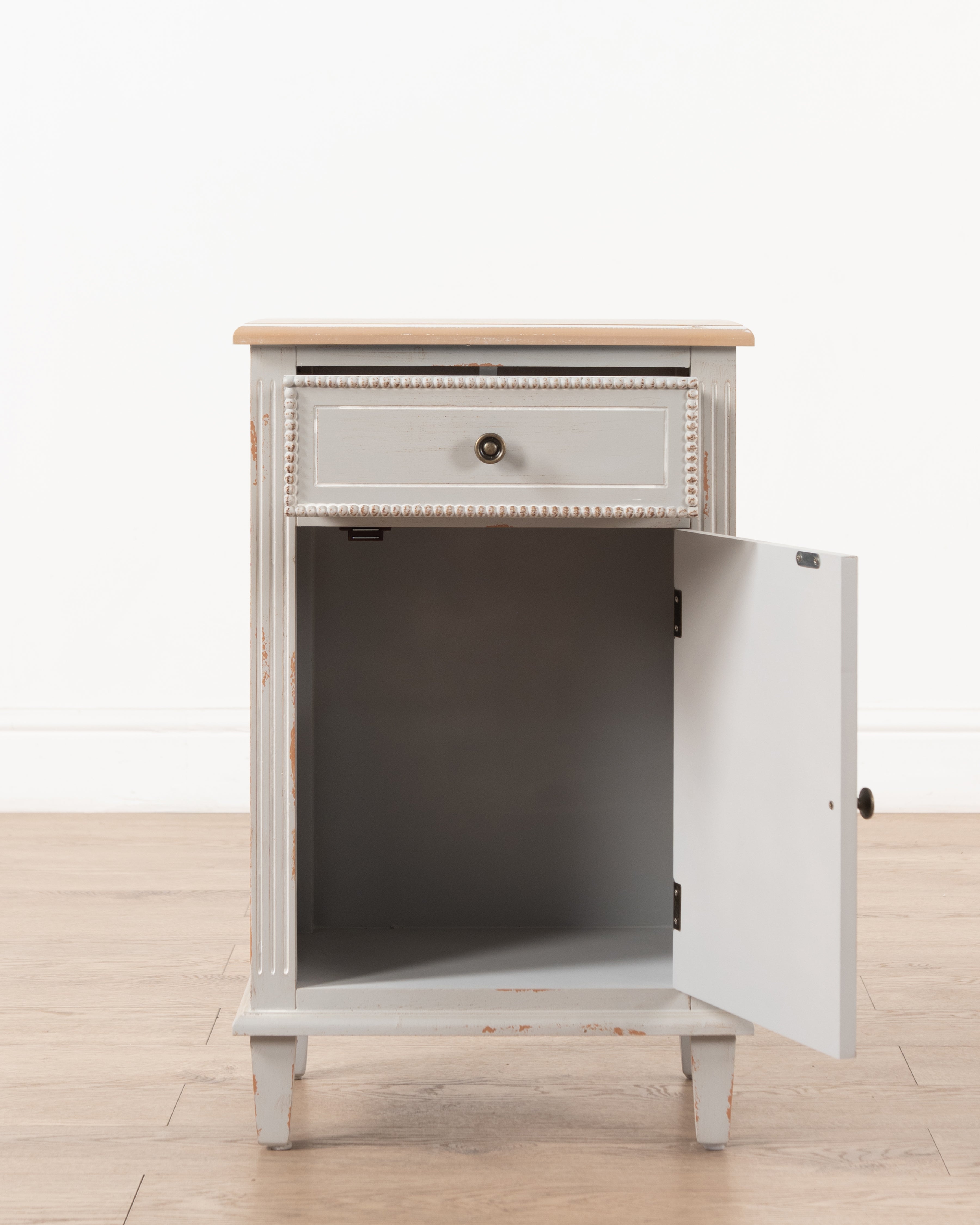 Henri bedside table