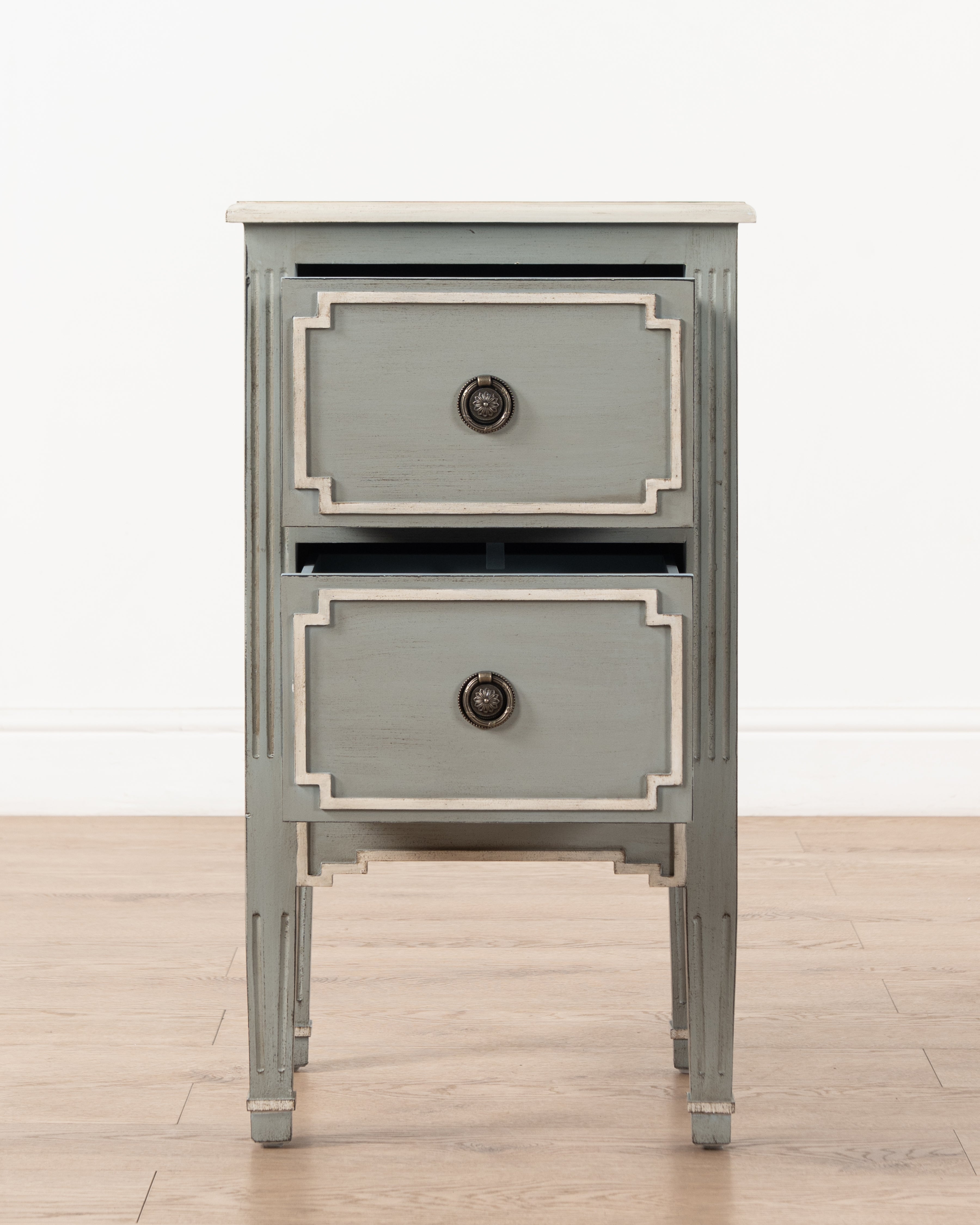 Veritas Bedside Table