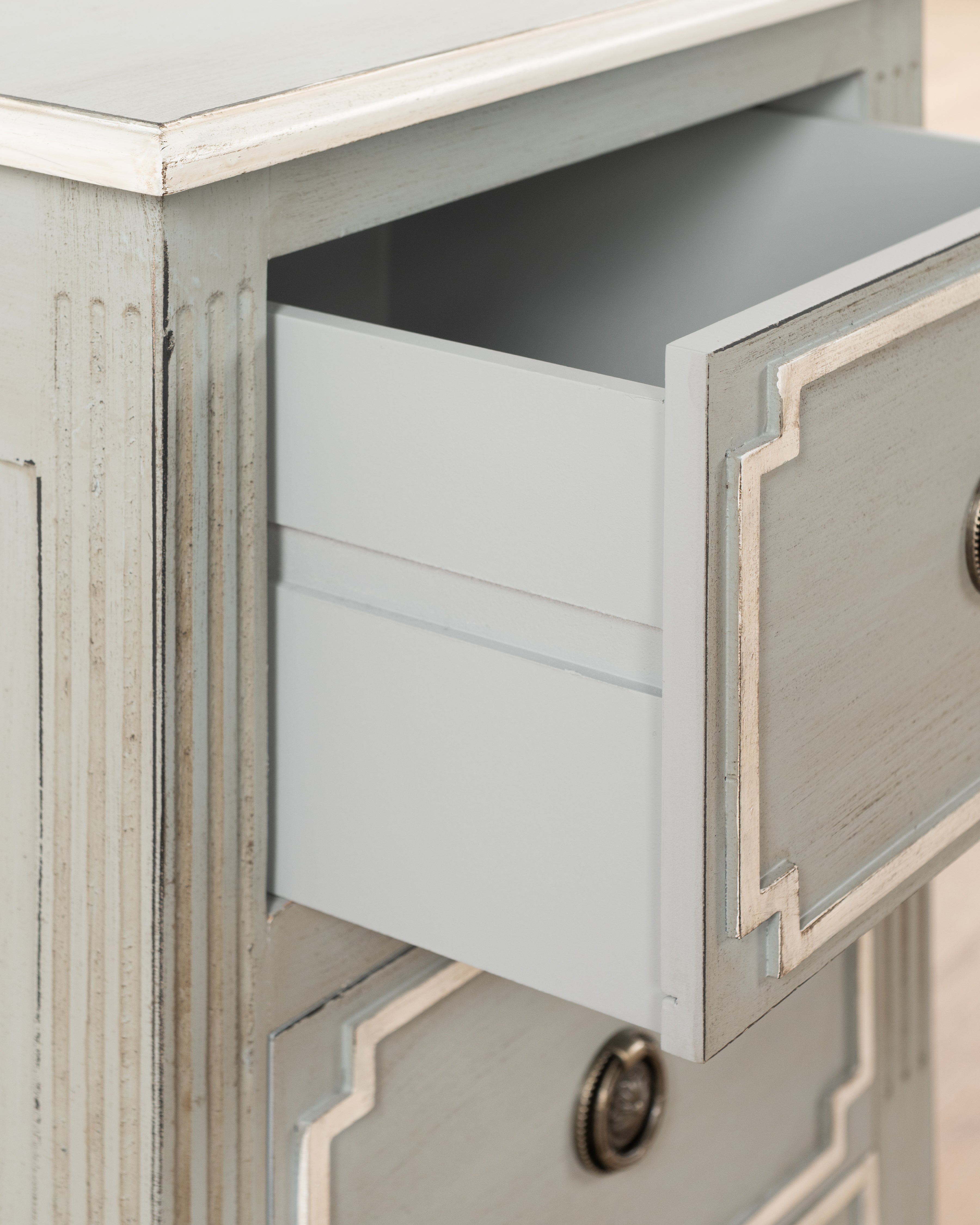Veritas Bedside Table