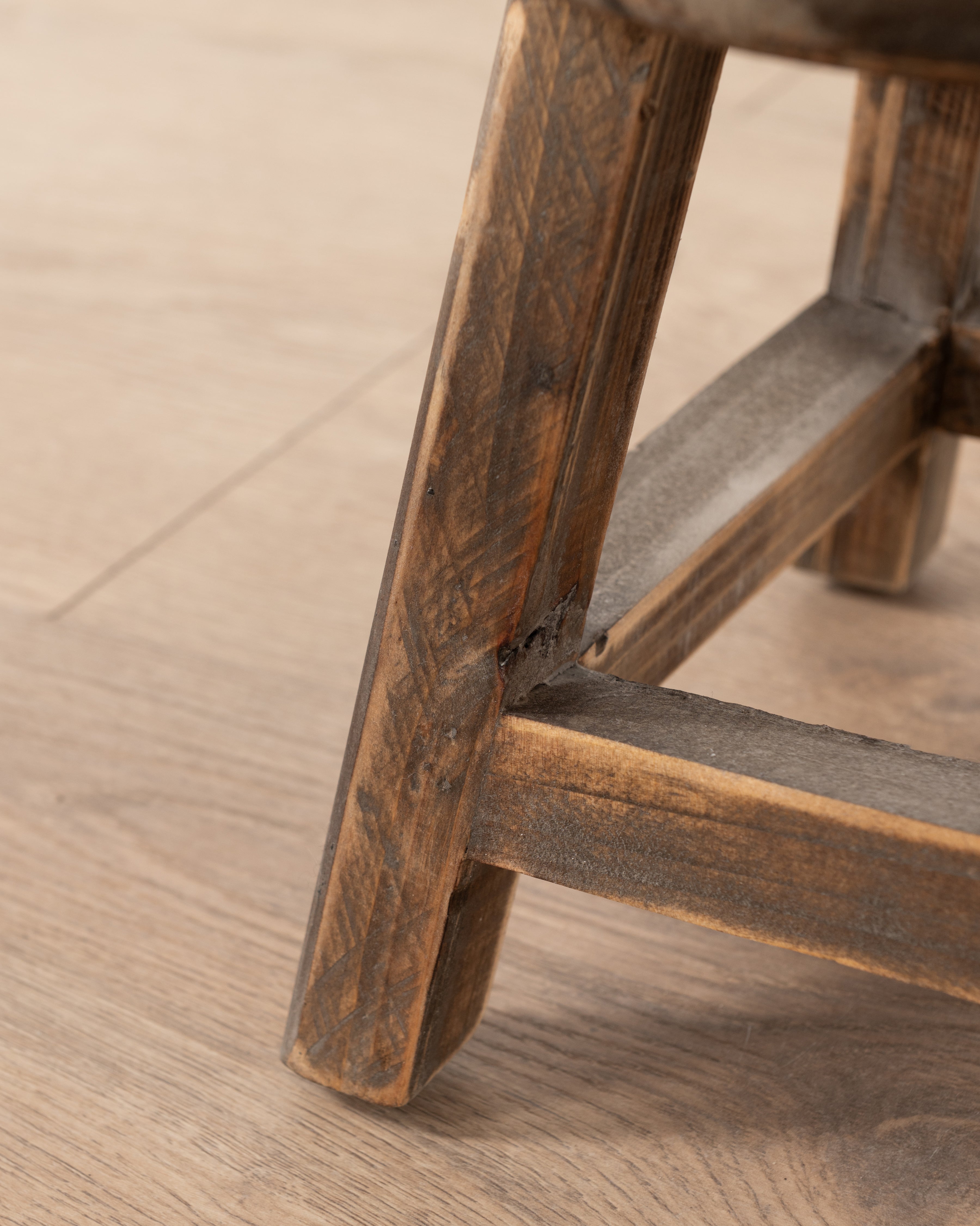 Ashton Stool