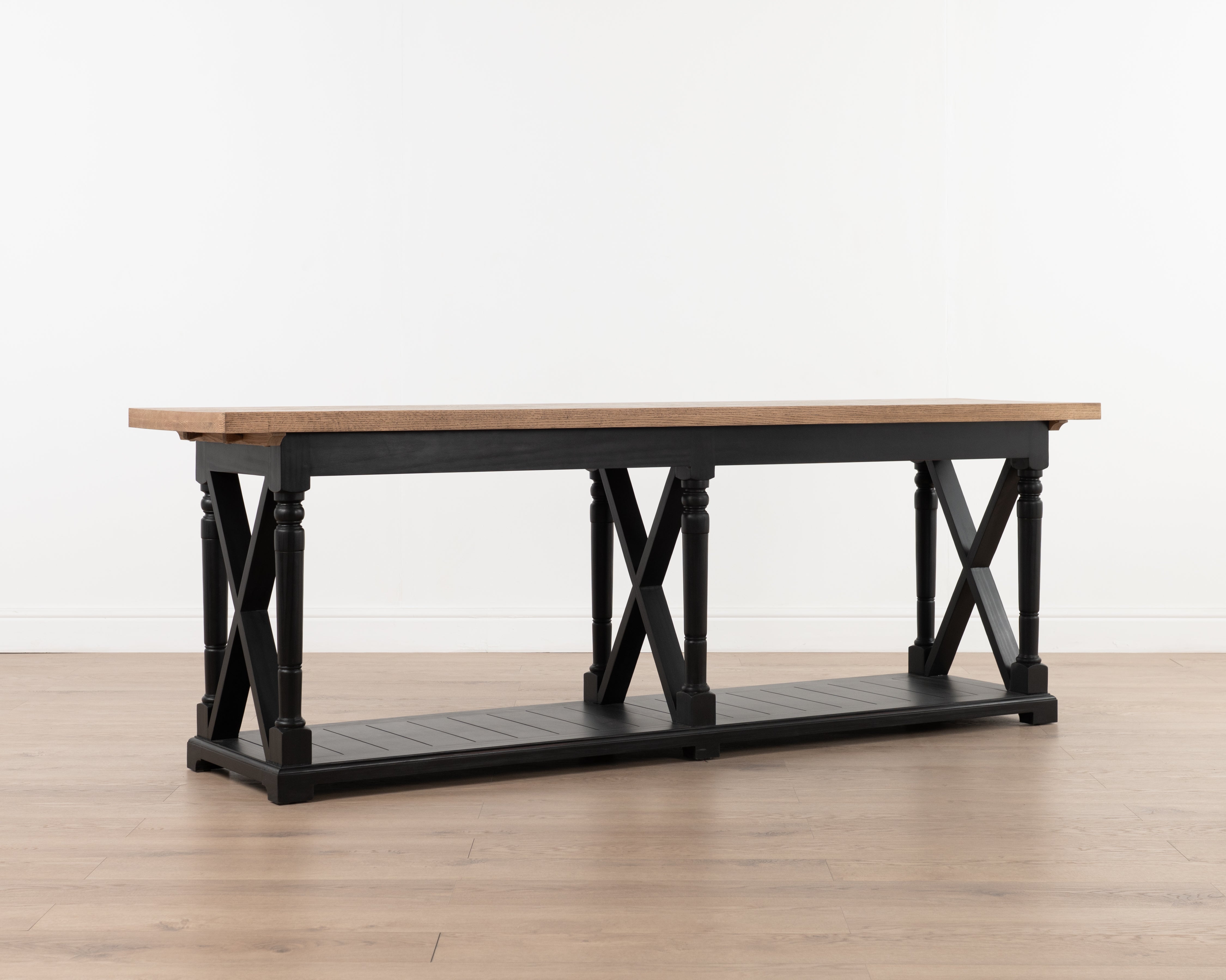 Oxford Cross-Leg Server