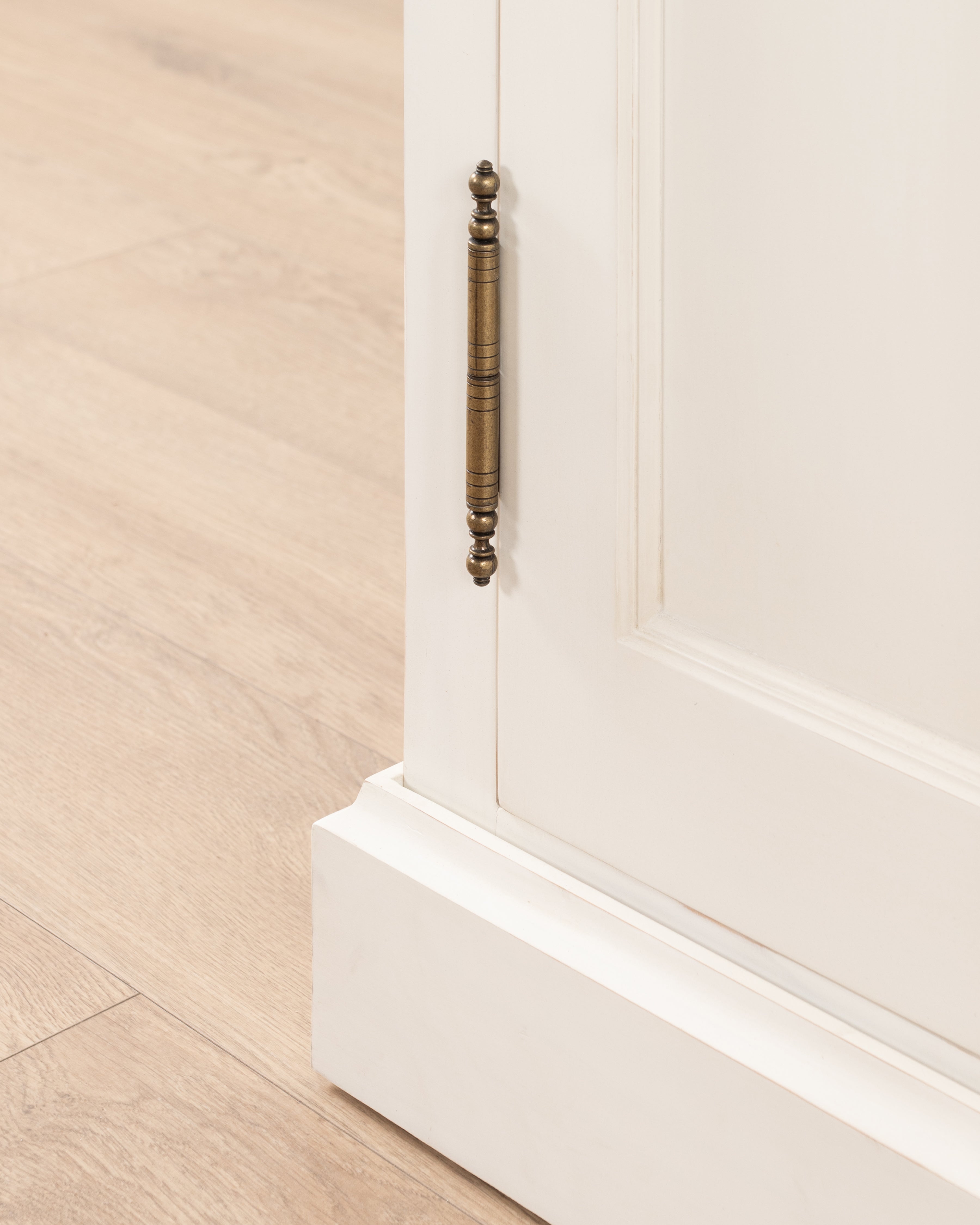 Hampshire 4 Door Wardrobe | 4 Drawers - White