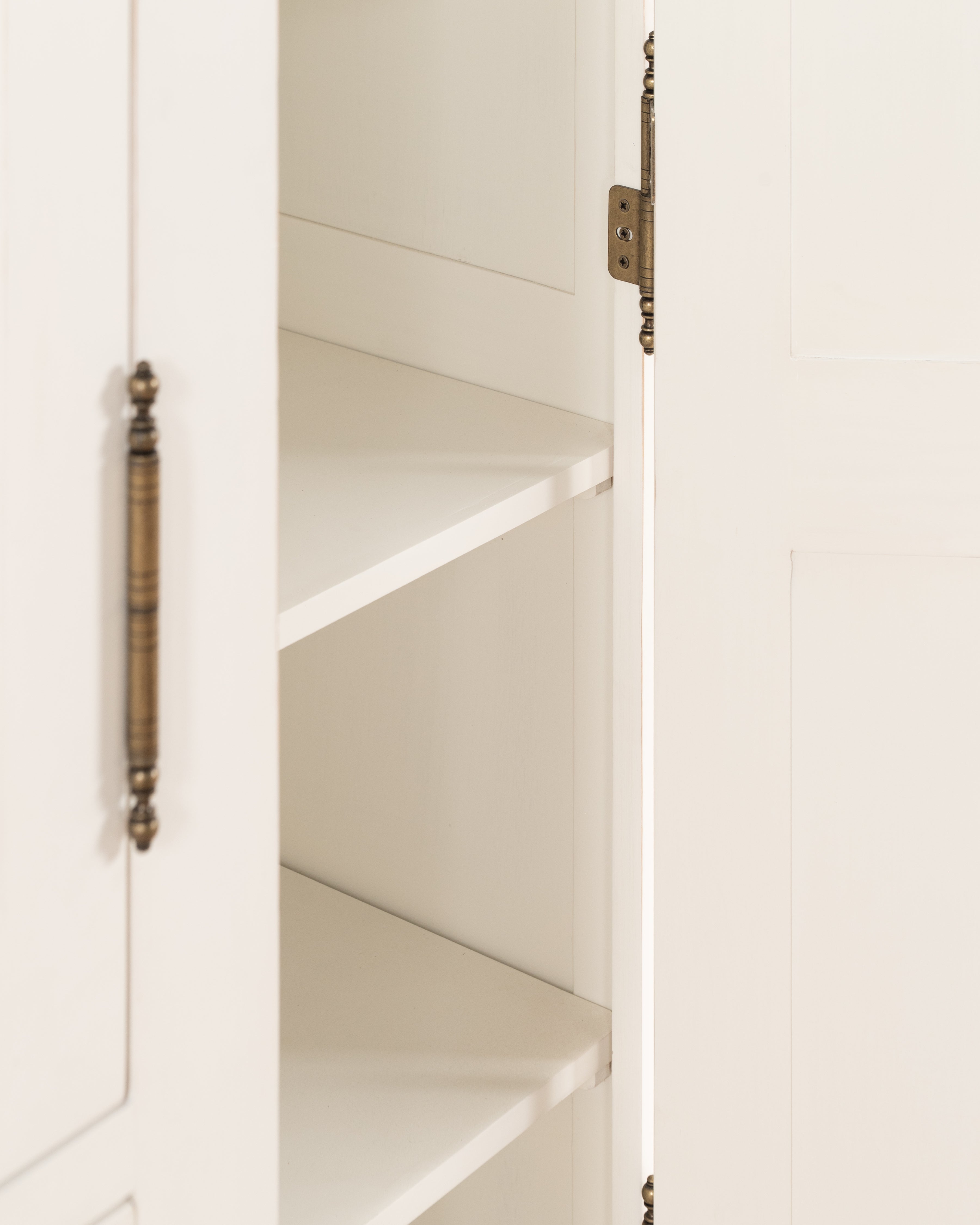Hampshire 4 Door Wardrobe | 4 Drawers - White