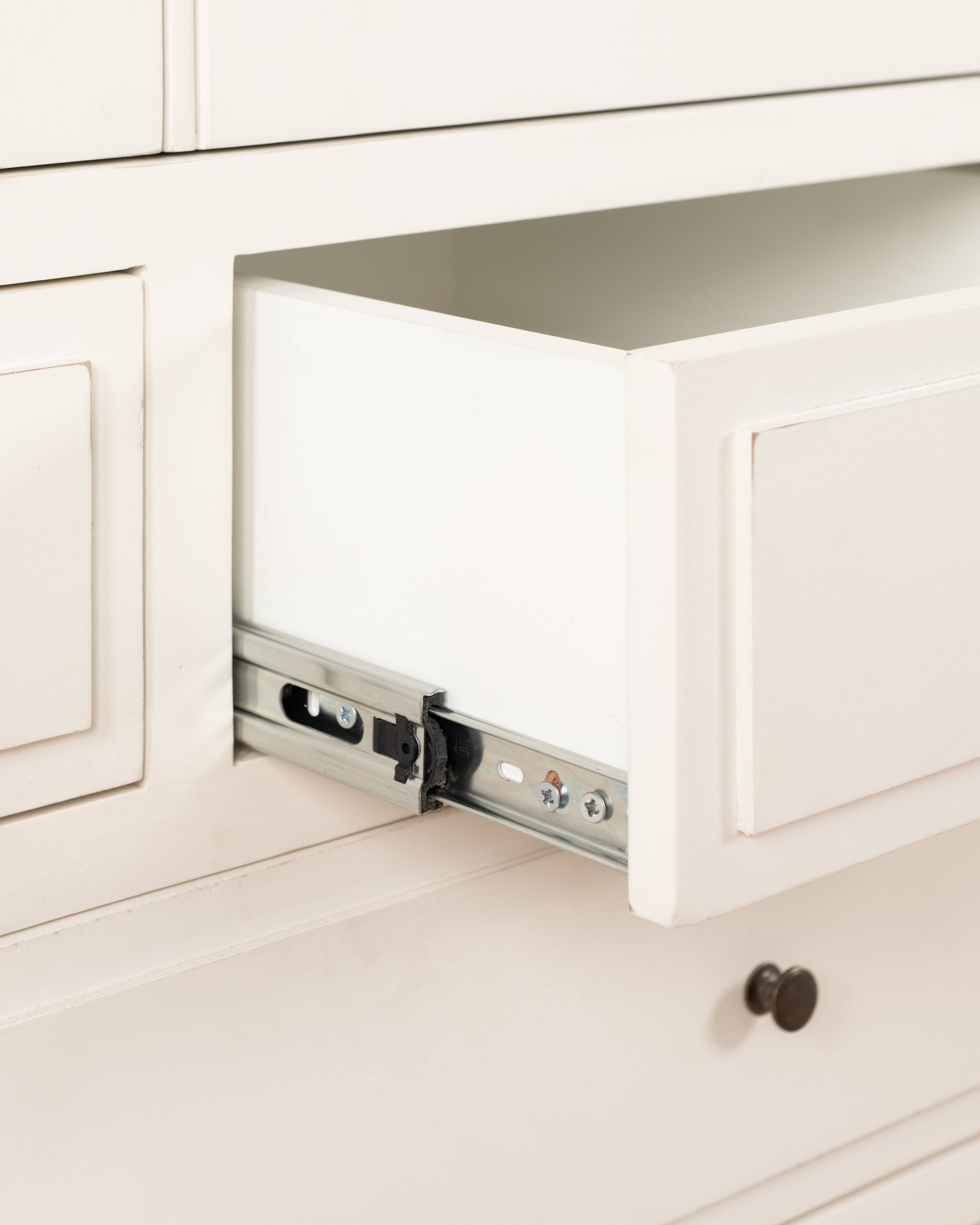 Hampshire 4 Door Wardrobe | 4 Drawers - White