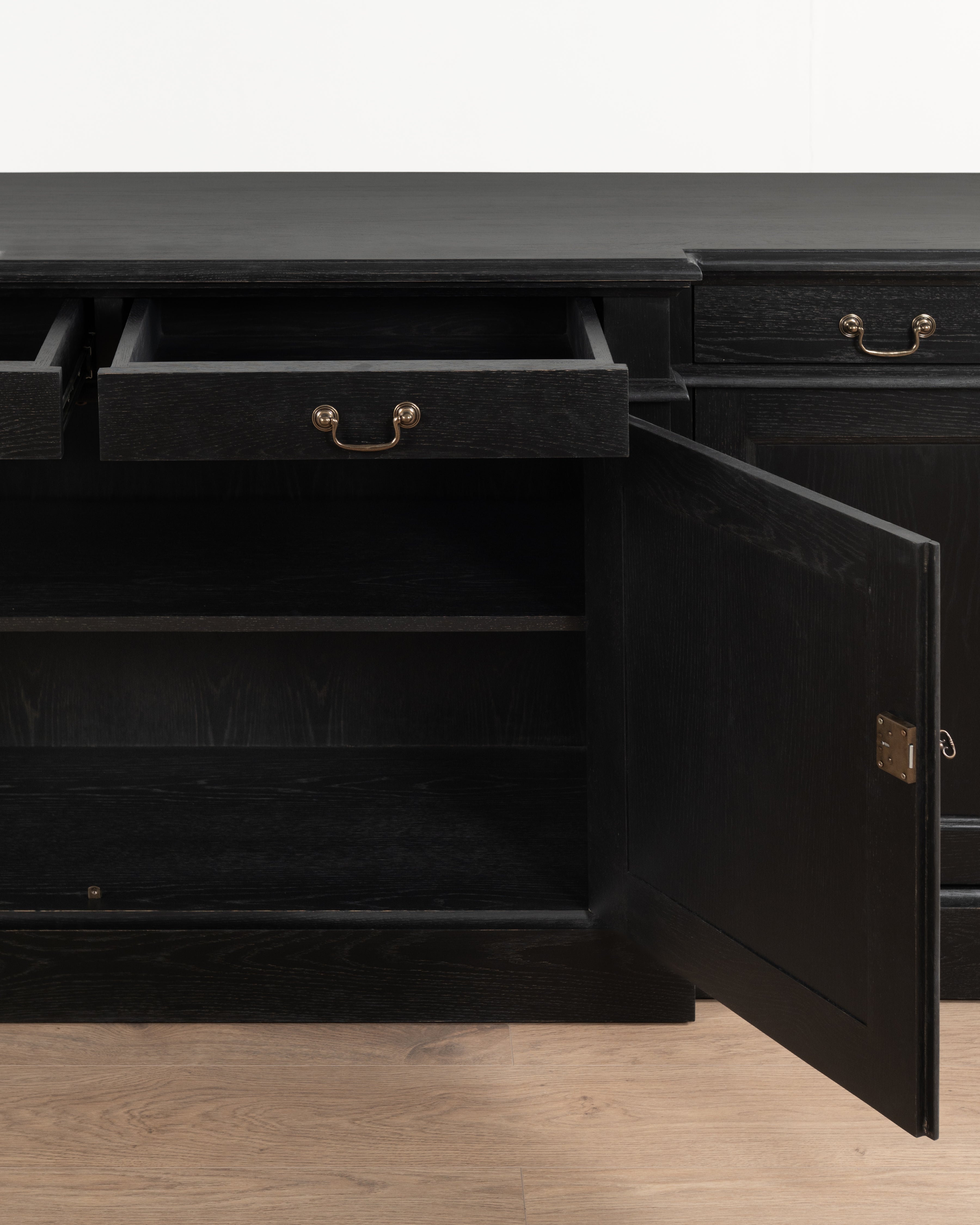 Hampshire Server | Burnt Oak