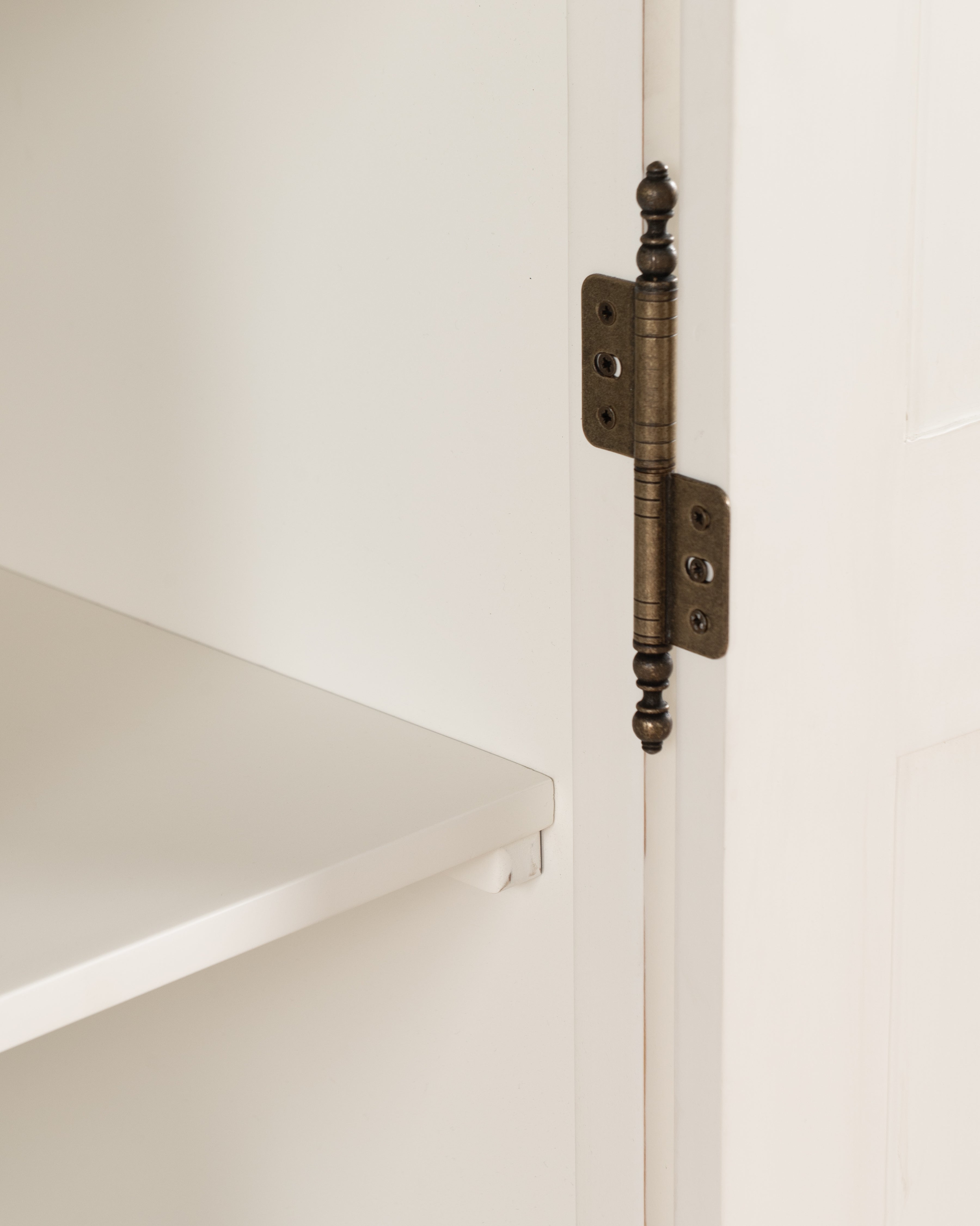 Hampshire Wardrobe | Shelves Only