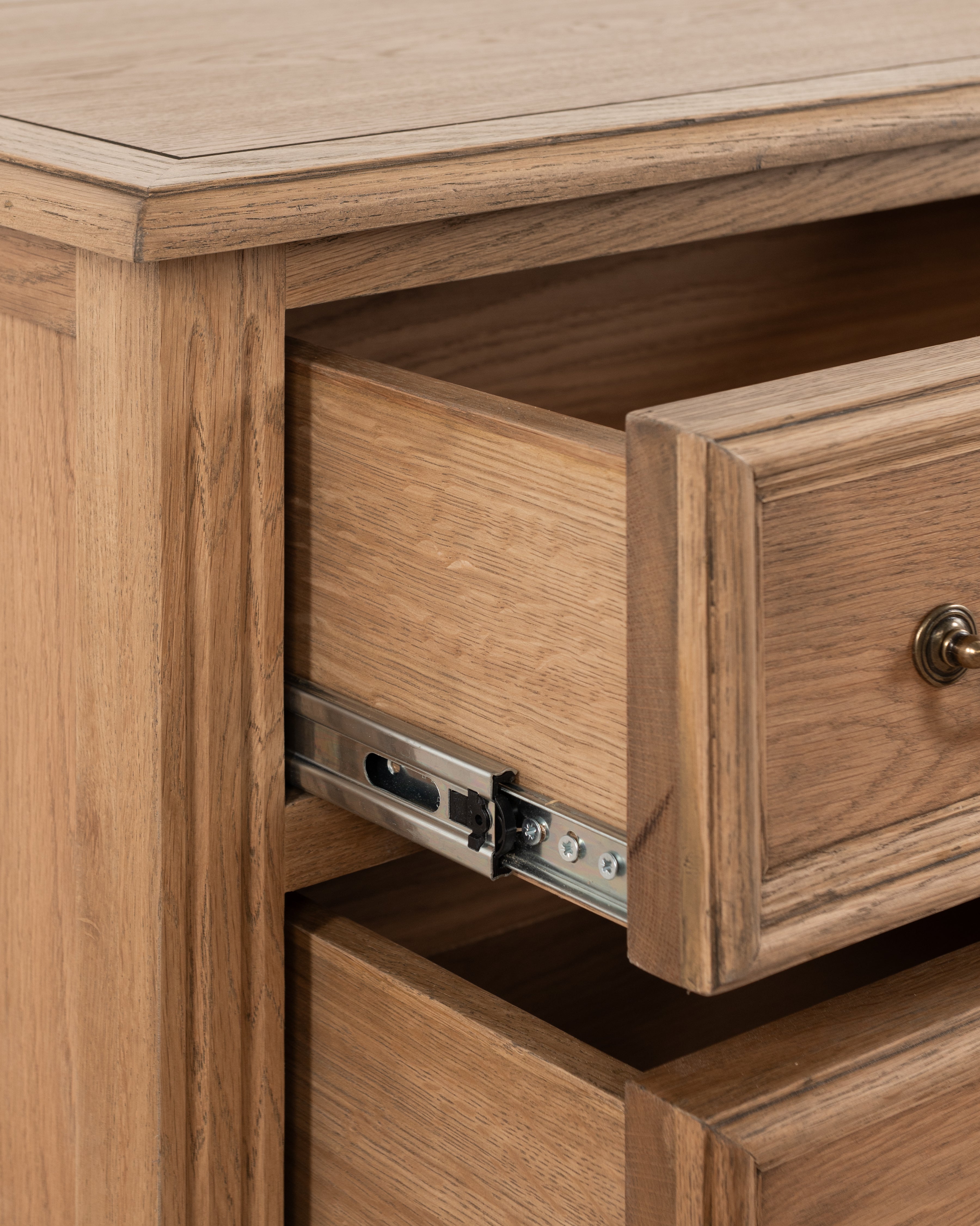Bordeaux Pedestal | 2 Drawer