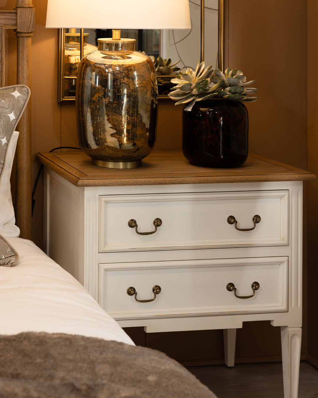 Bordeaux Pedestal | 2 Drawer