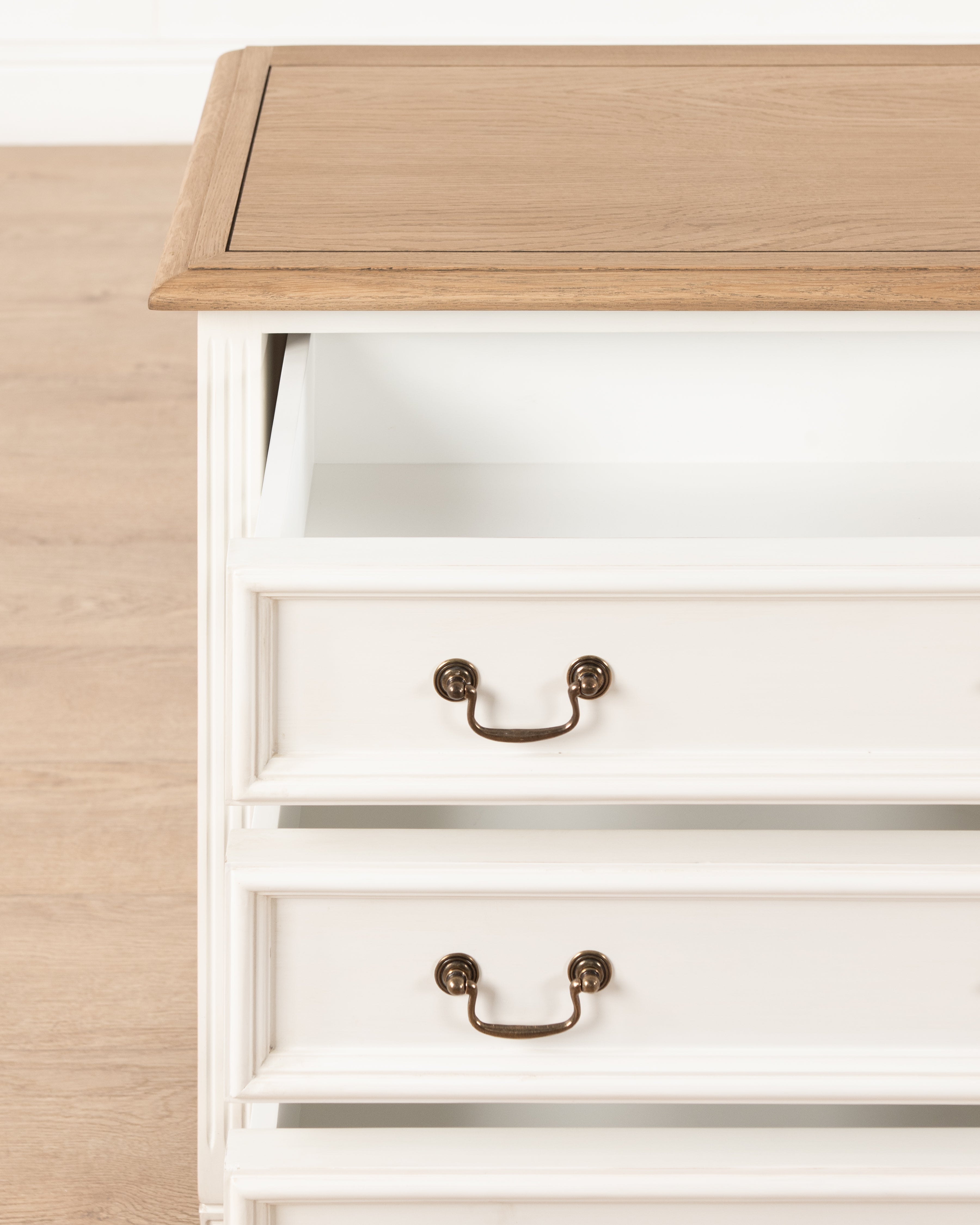 Bordeaux chest - 3 drawer