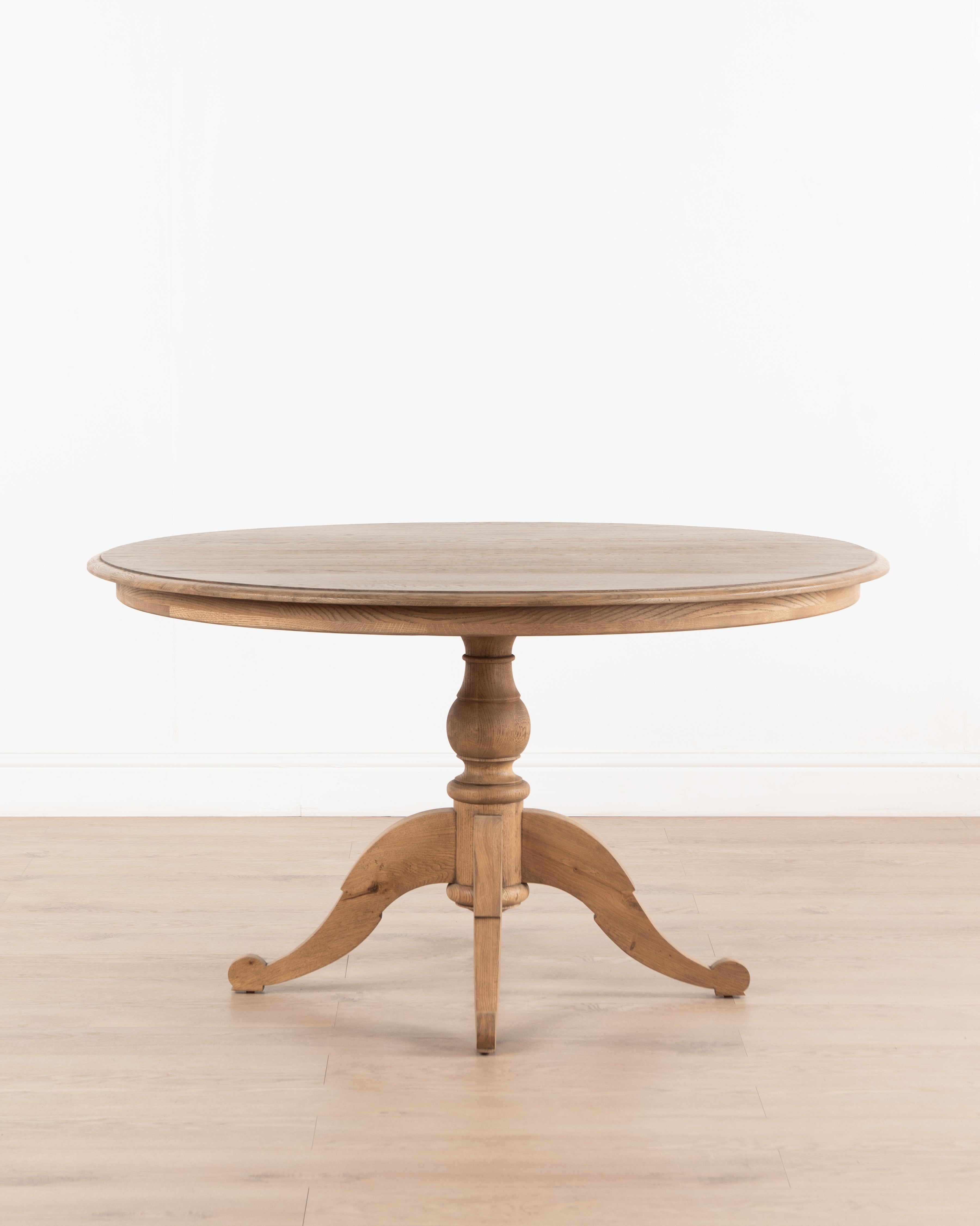 Oxford Round 6-Seater Table