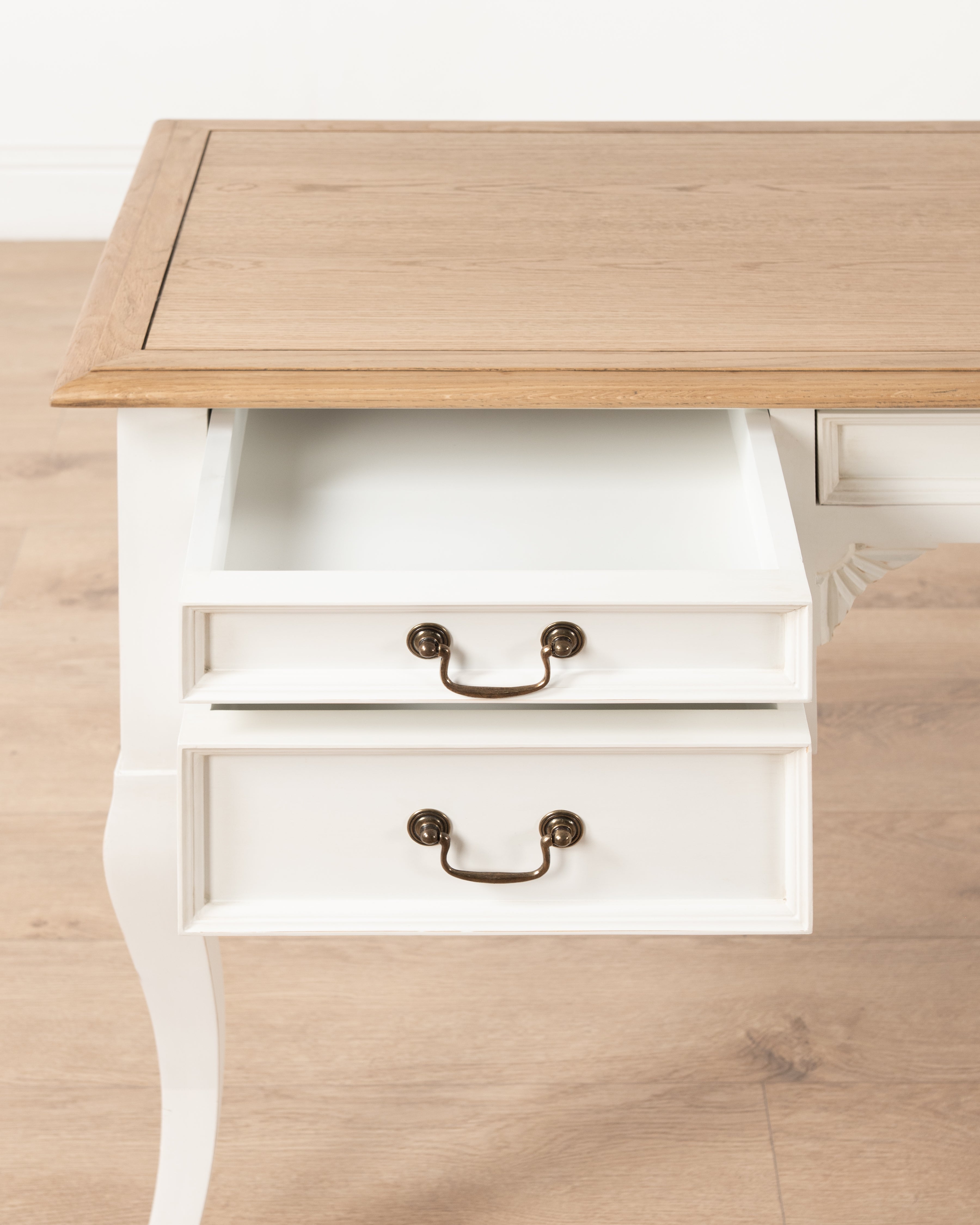 Normandy writing table - 5 drawer