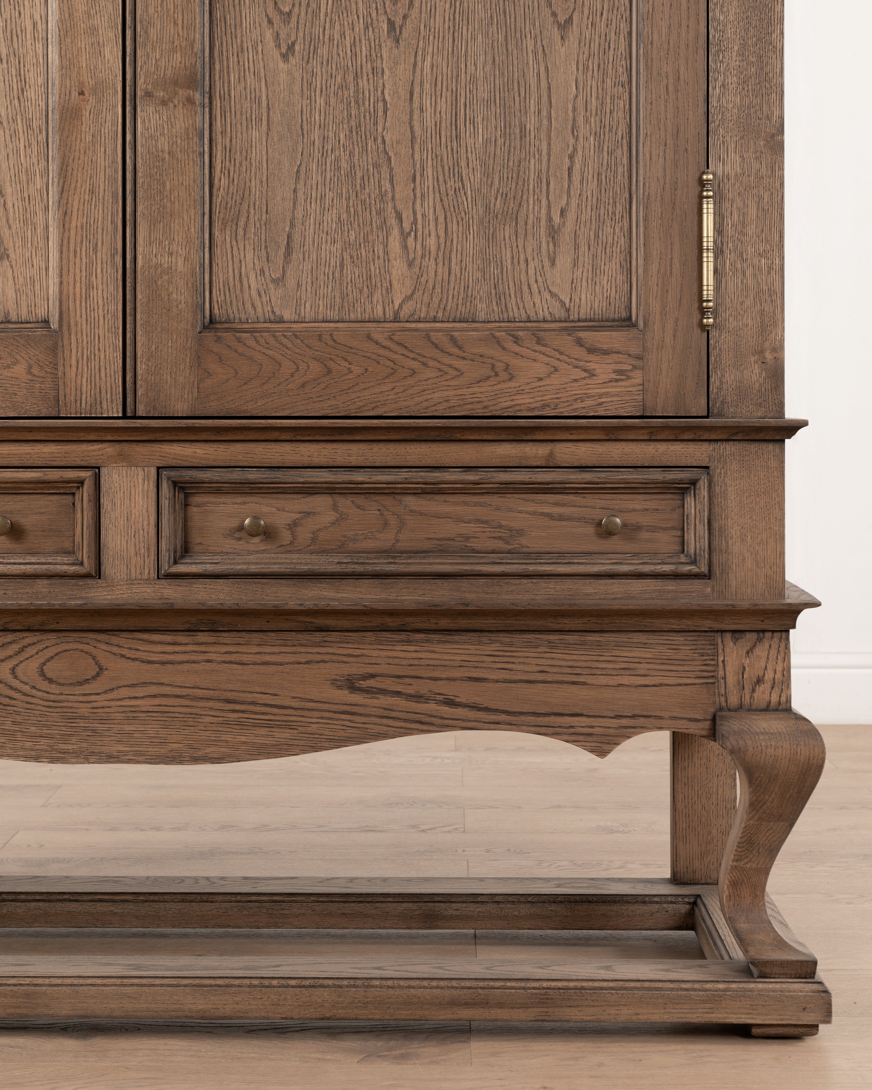 Shanghai Drinks Cabinet