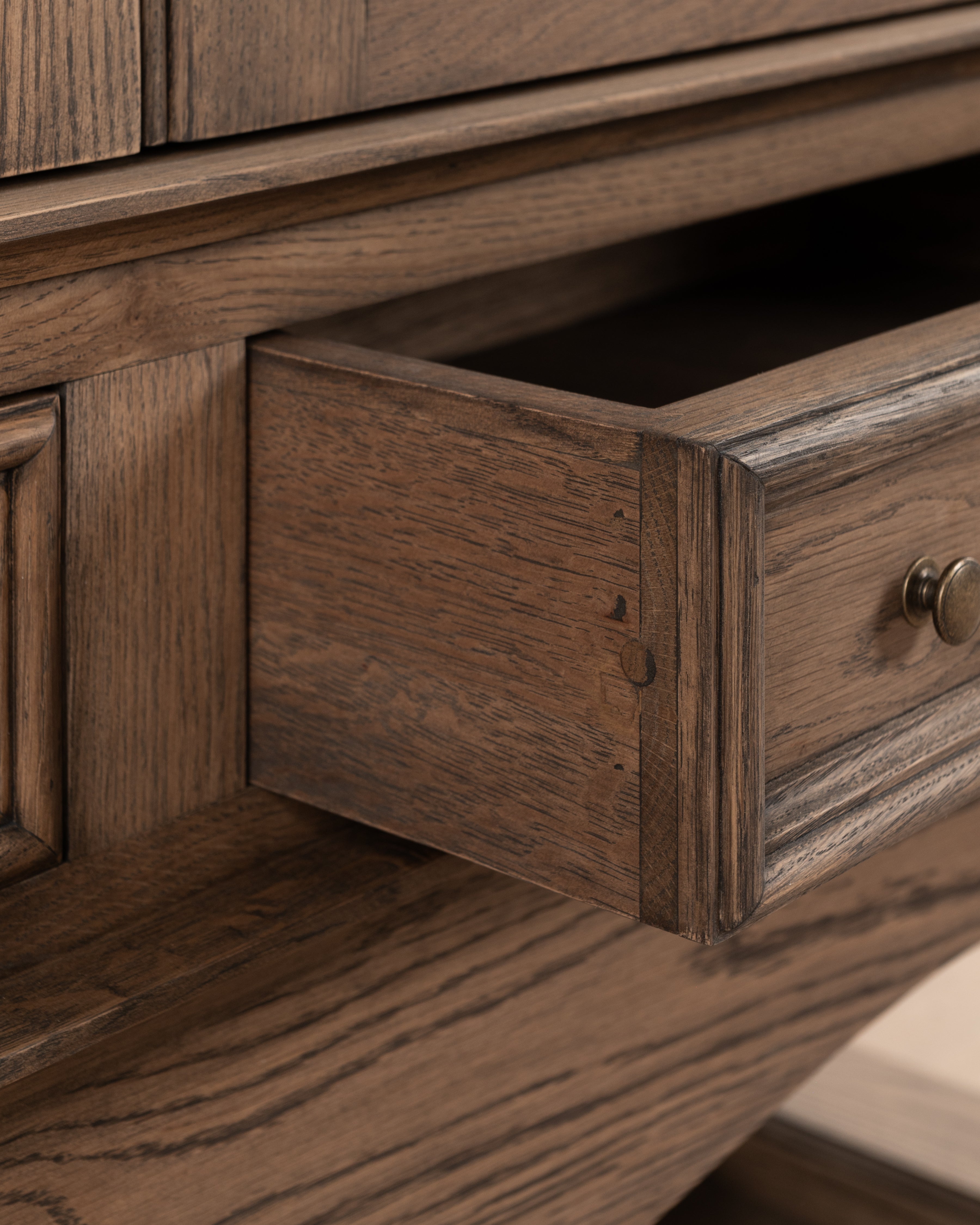 Shanghai Drinks Cabinet