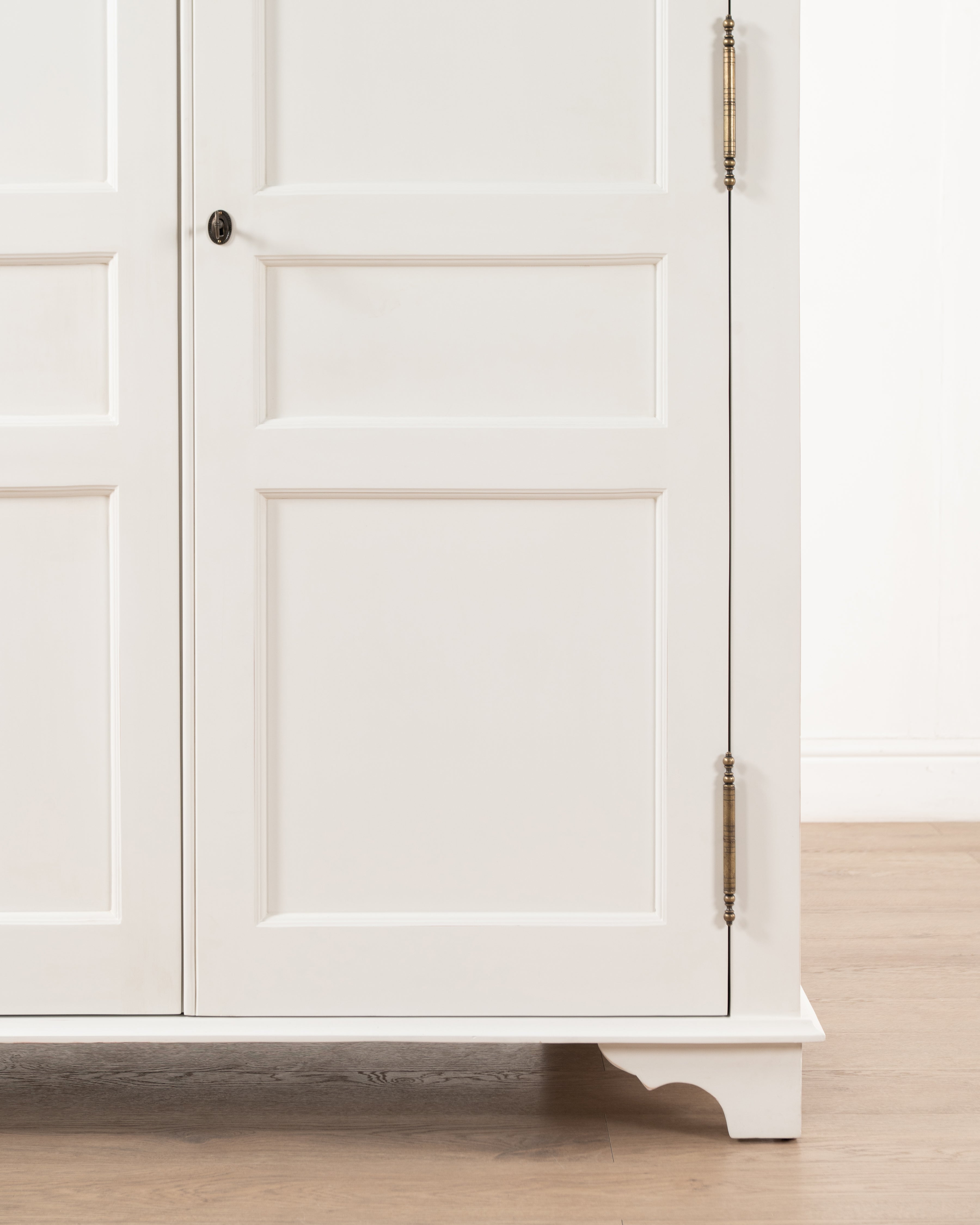 Normandy wardrobe hanging & shelves