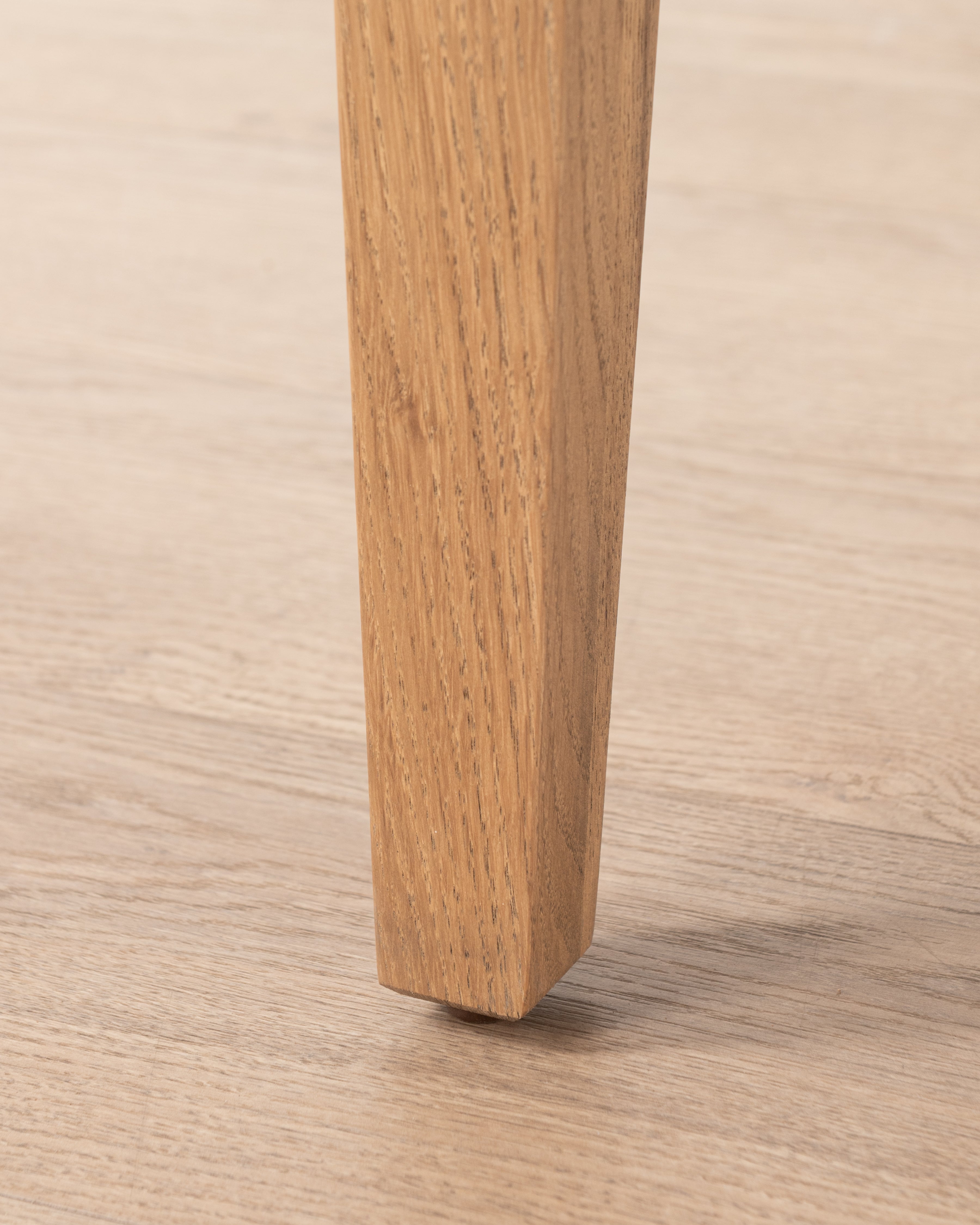 Shaker Dining Table | 2500