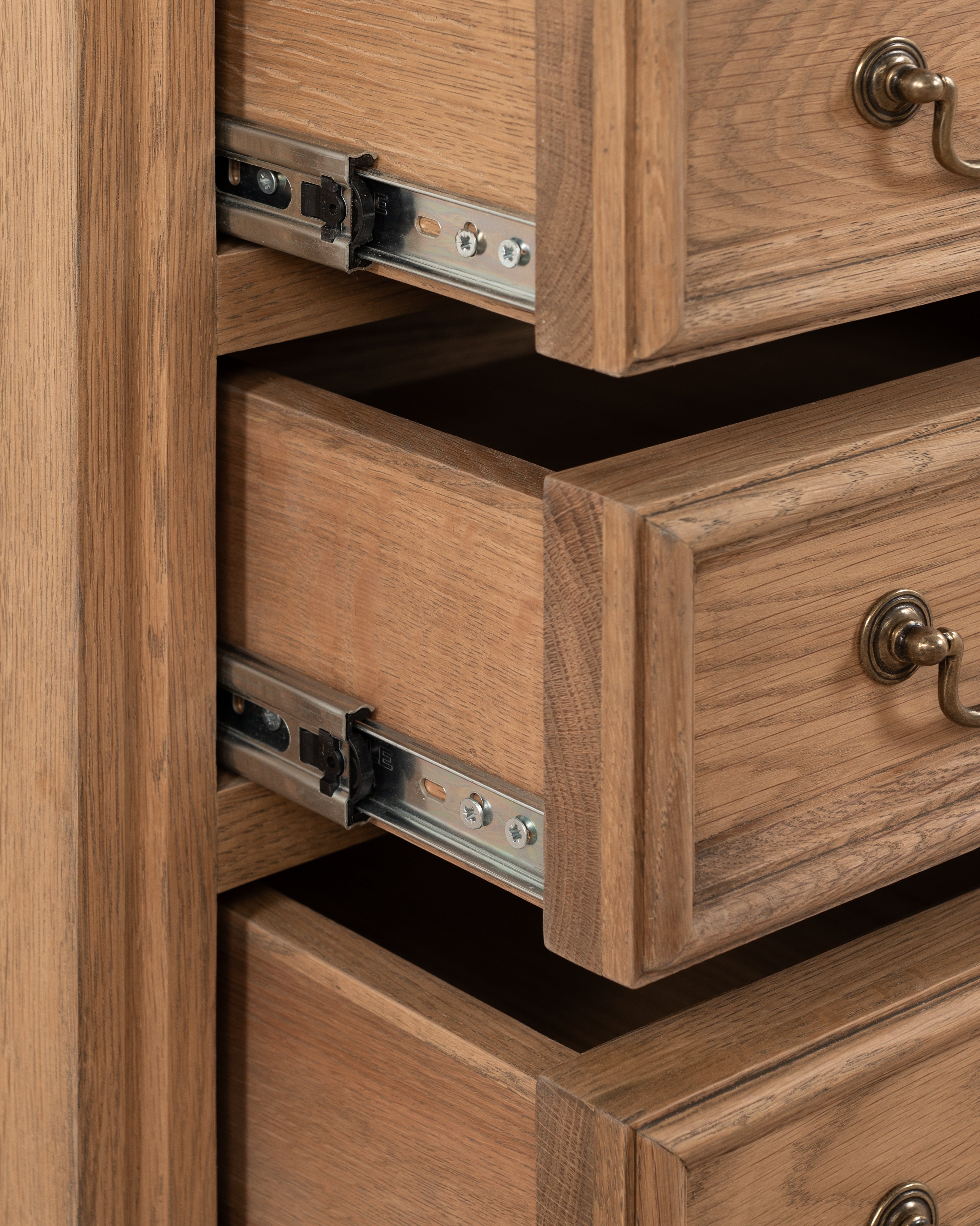 Bordeaux Pedestal | 3 Drawer