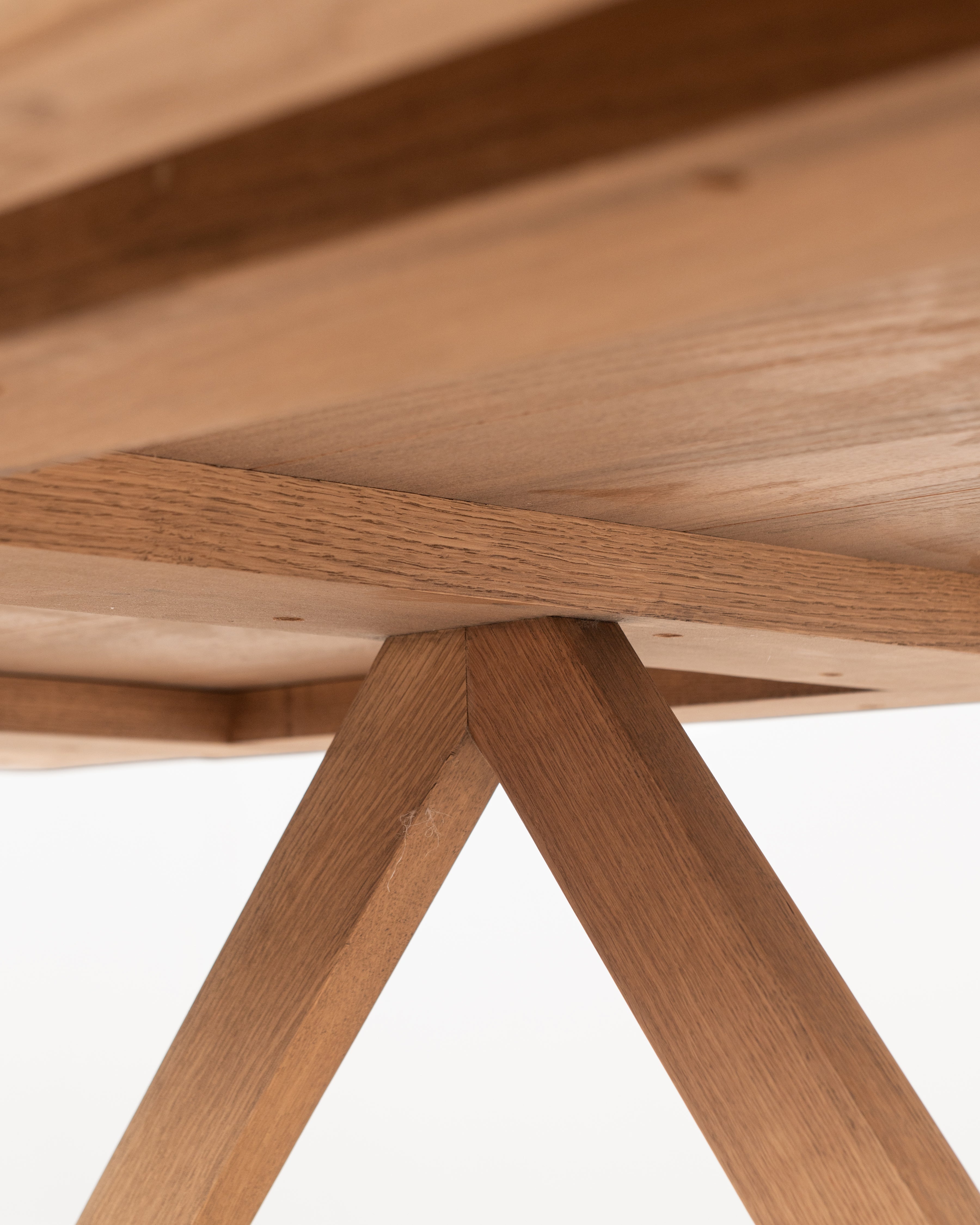 Oxford Carved Dining Table | 2.1m