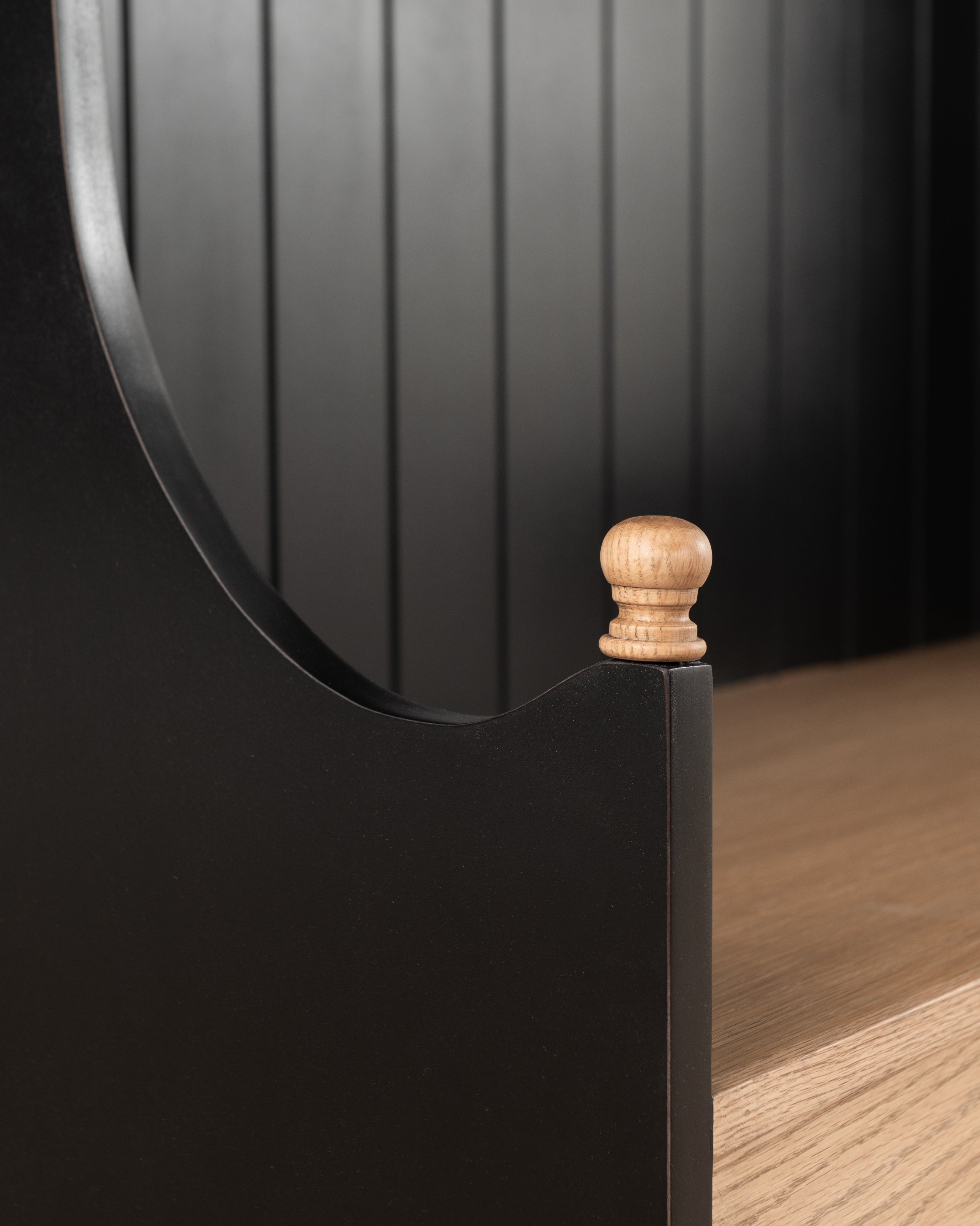 Hampshire Coat Stand | Black