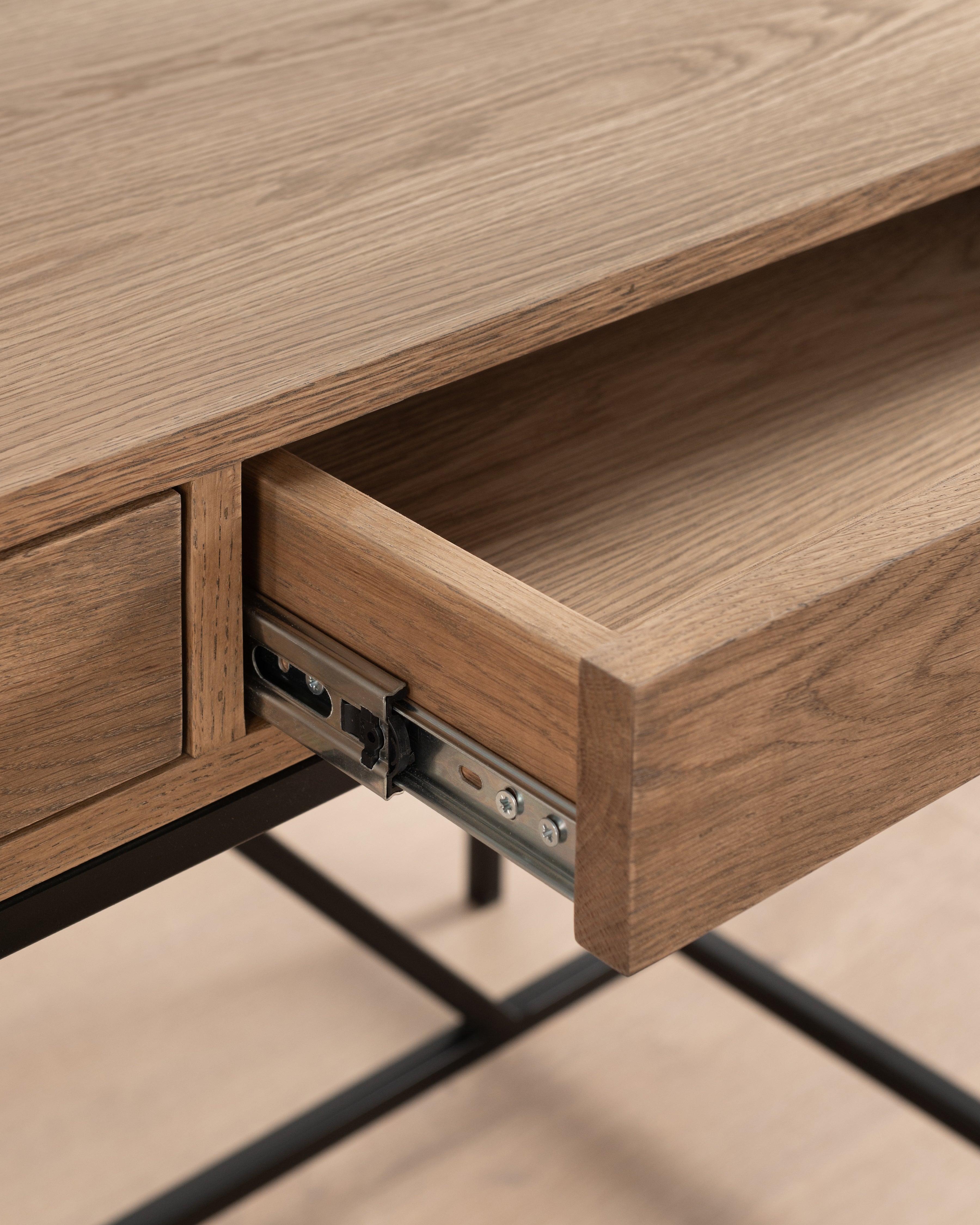 Manhattan Desk | 2 Drawer